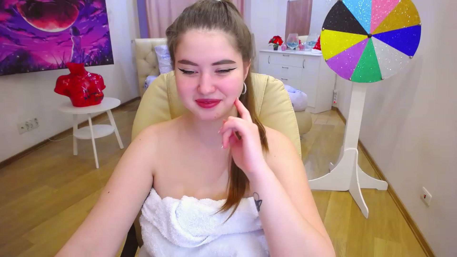 Gallery image thumbnail from AdmireMyEyes's myfreecams stream on, 02/03/2023, 07:43 image 5 of 20
