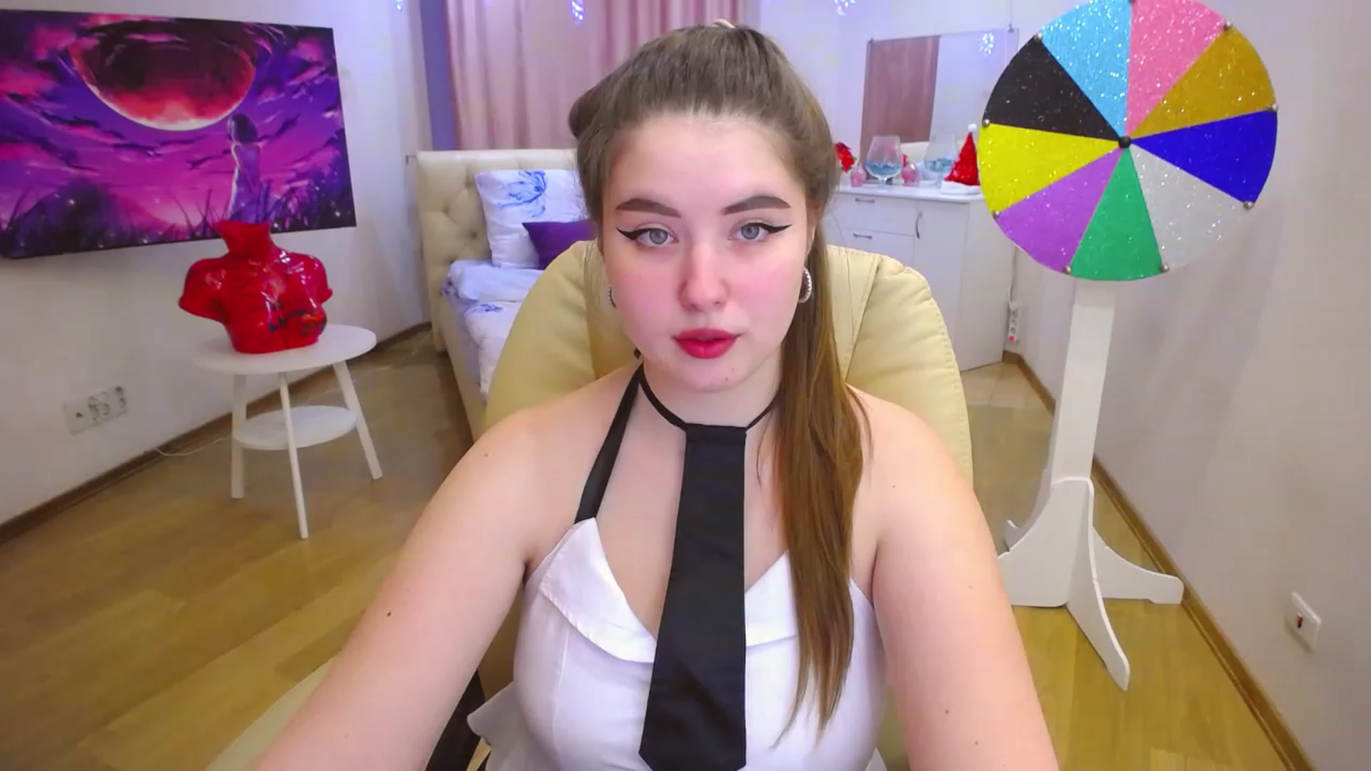 Gallery image thumbnail from AdmireMyEyes's myfreecams stream on, 02/03/2023, 09:07 image 1 of 20