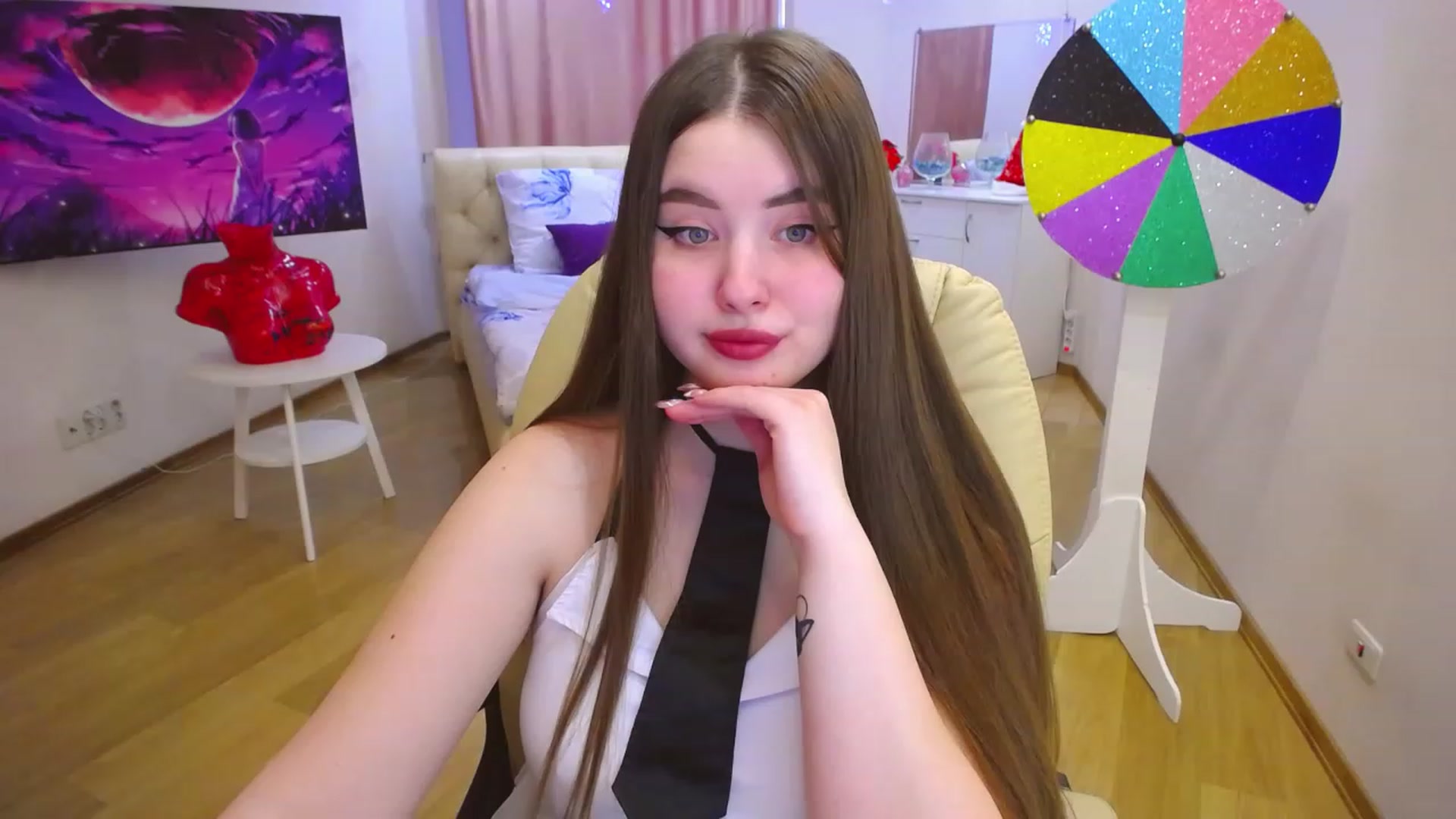 Gallery image thumbnail from AdmireMyEyes's myfreecams stream on, 02/03/2023, 09:07 image 13 of 20
