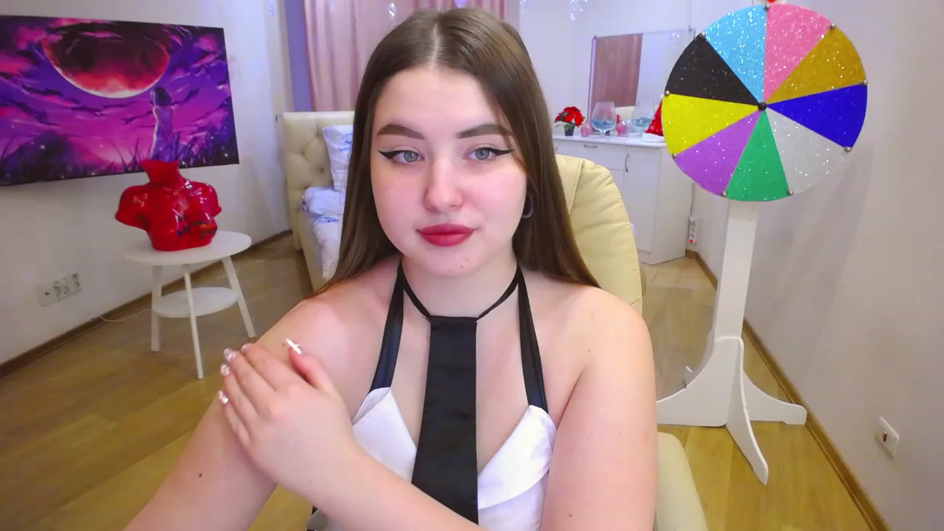 Gallery image thumbnail from AdmireMyEyes's myfreecams stream on, 02/03/2023, 09:07 image 19 of 20