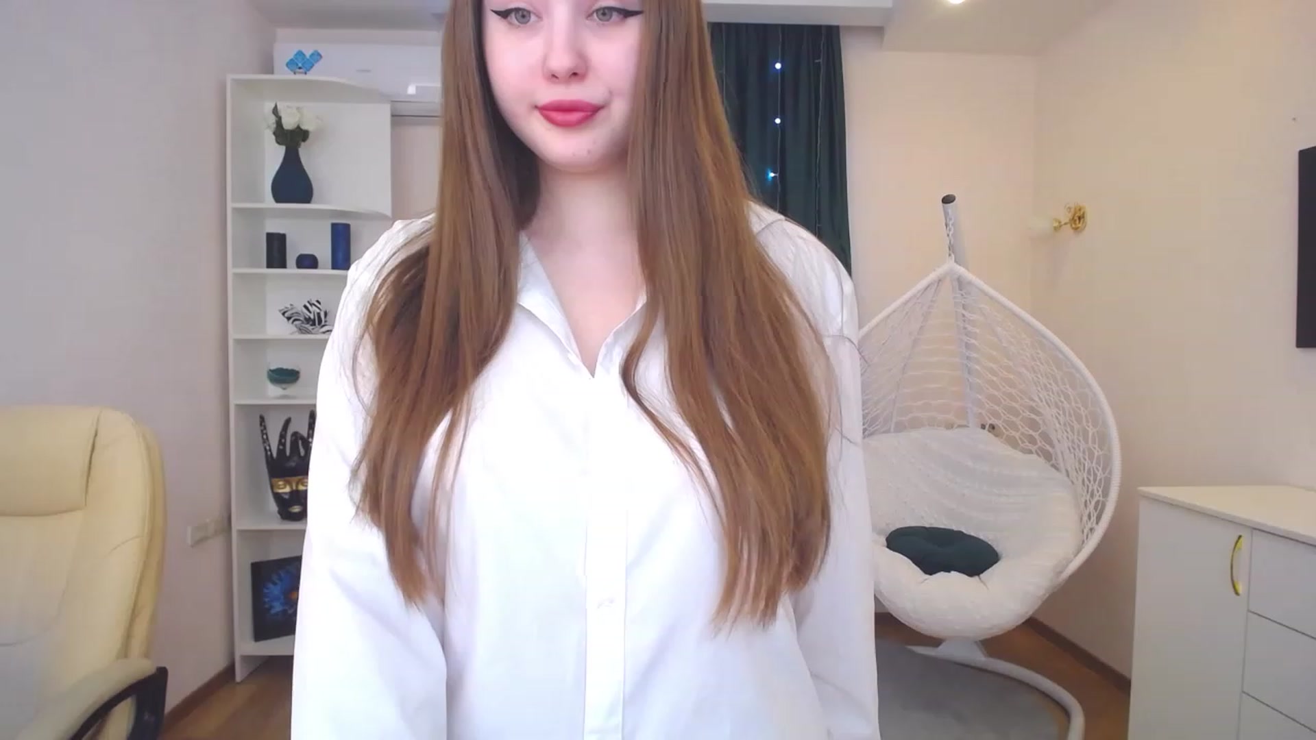 Gallery image thumbnail from AdmireMyEyes's myfreecams stream on, 02/10/2023, 07:35 image 20 of 20