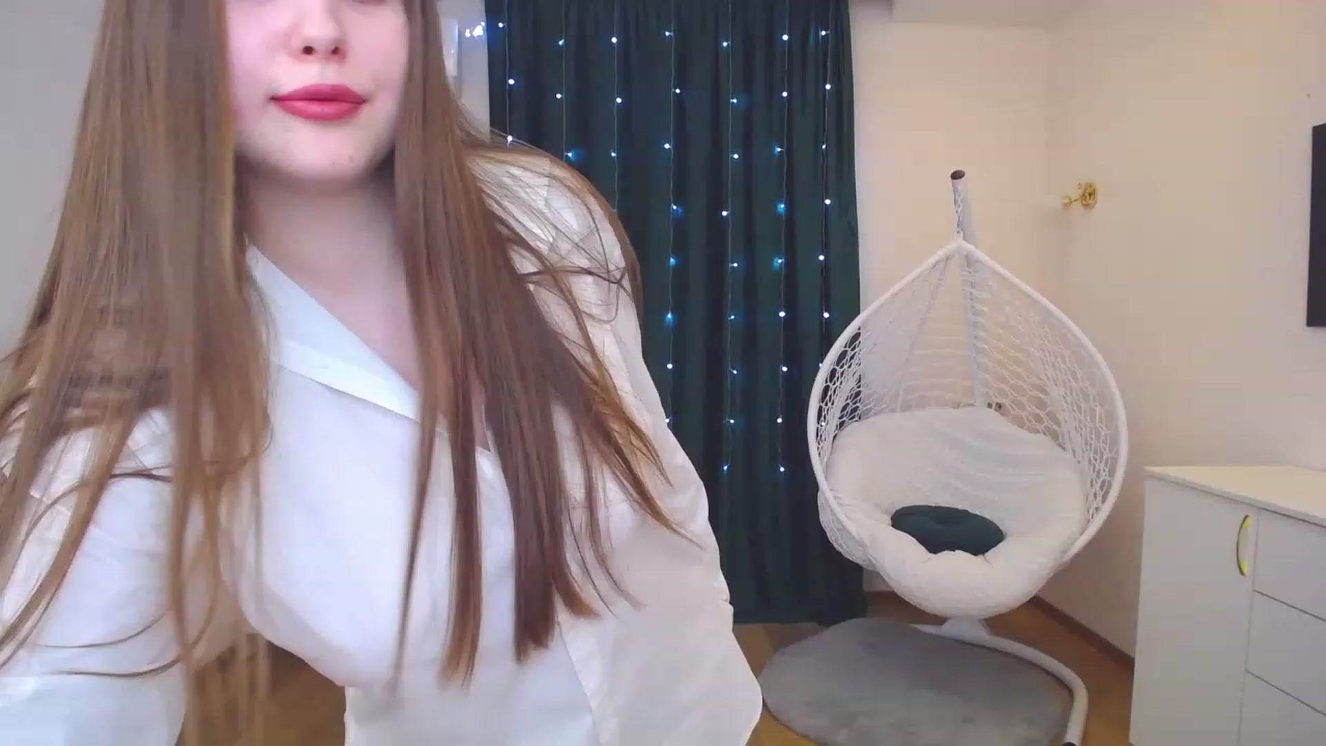 Gallery image thumbnail from AdmireMyEyes's myfreecams stream on, 02/10/2023, 07:35 image 17 of 20