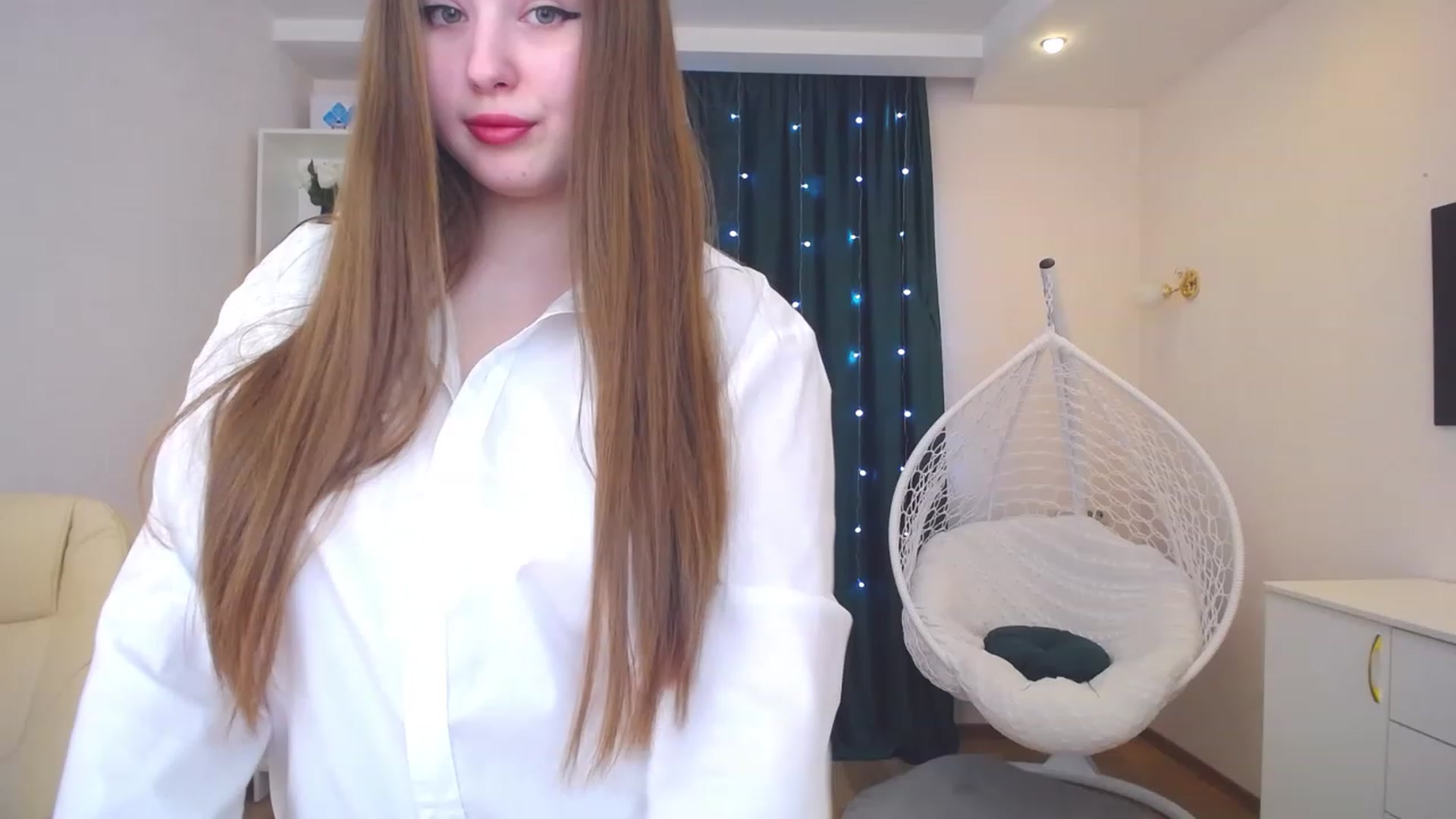 Gallery image thumbnail from AdmireMyEyes's myfreecams stream on, 02/10/2023, 07:35 image 9 of 20