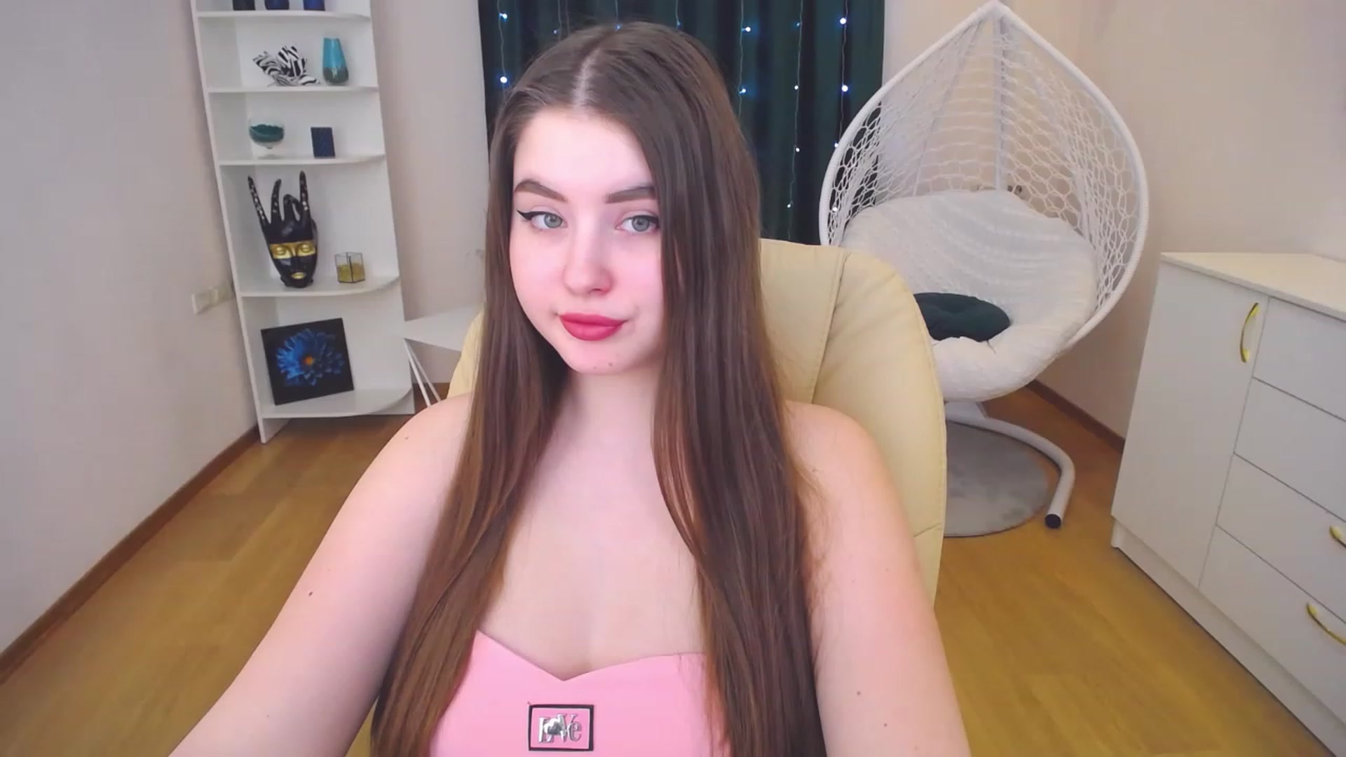 Gallery image thumbnail from AdmireMyEyes's myfreecams stream on, 02/10/2023, 09:31 image 10 of 20