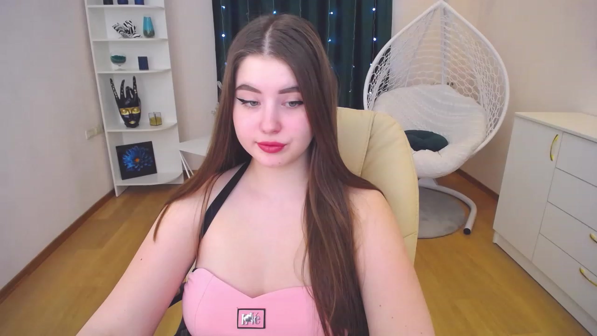 Gallery image thumbnail from AdmireMyEyes's myfreecams stream on, 02/10/2023, 09:31 image 13 of 20