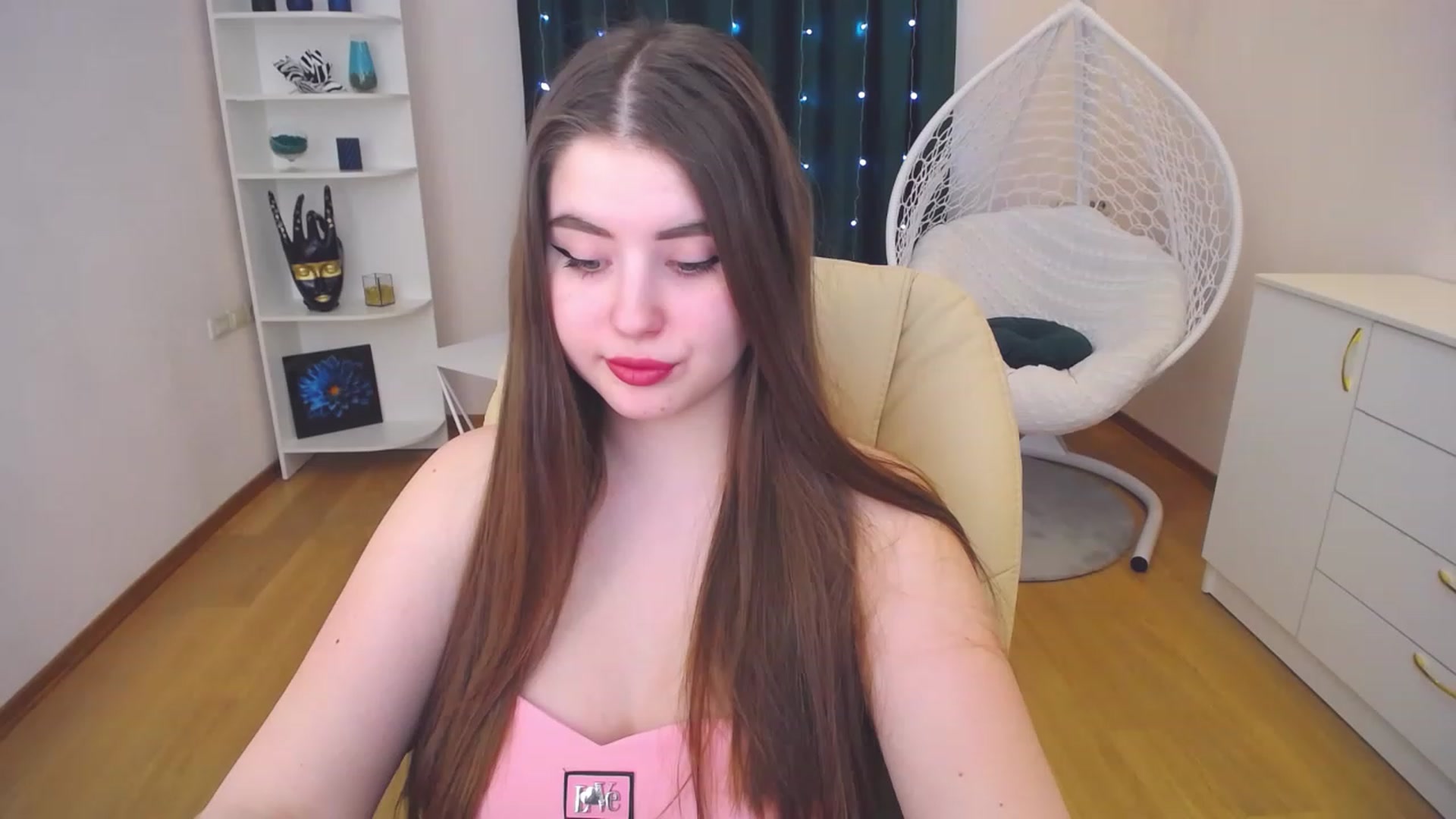 Gallery image thumbnail from AdmireMyEyes's myfreecams stream on, 02/10/2023, 09:31 image 11 of 20
