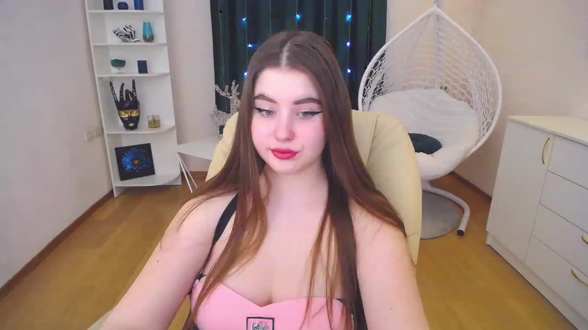 Gallery image thumbnail from AdmireMyEyes's myfreecams stream on, 02/10/2023, 09:41 image 11 of 20