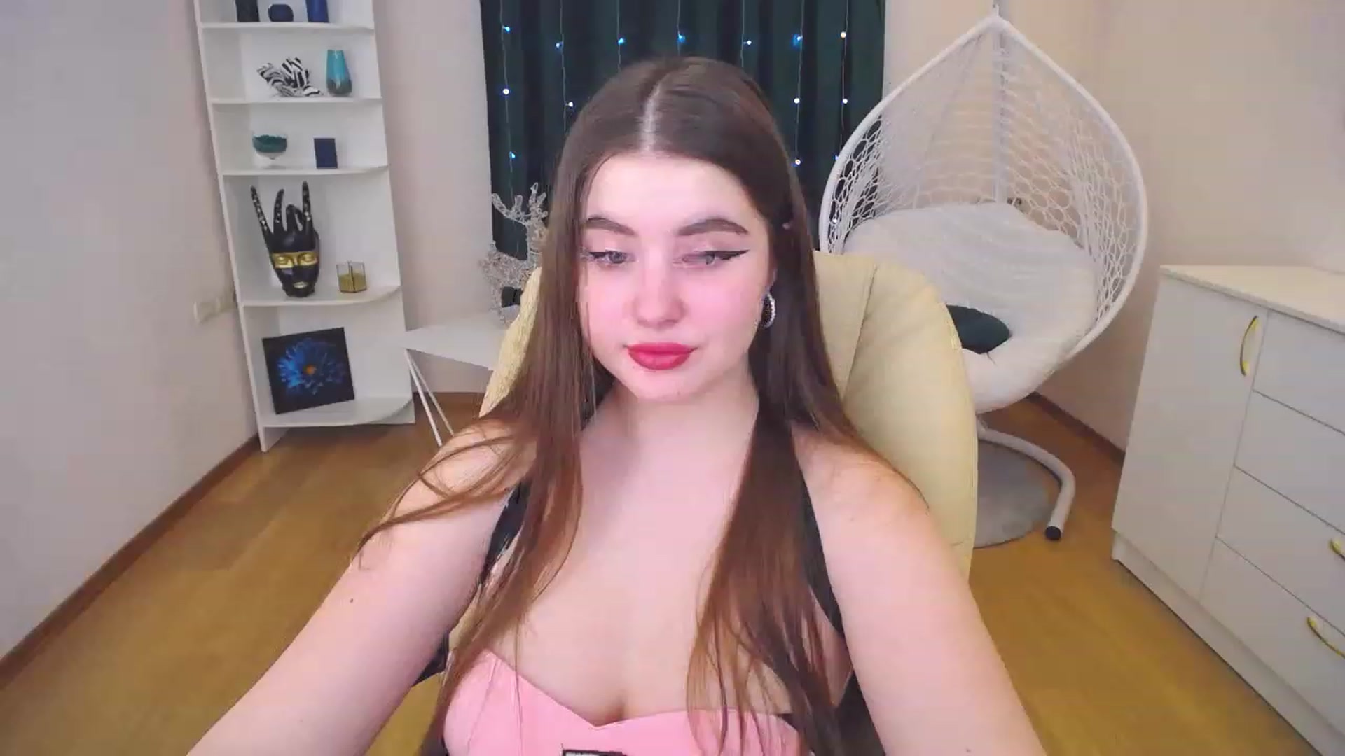 Gallery image thumbnail from AdmireMyEyes's myfreecams stream on, 02/10/2023, 09:41 image 17 of 20