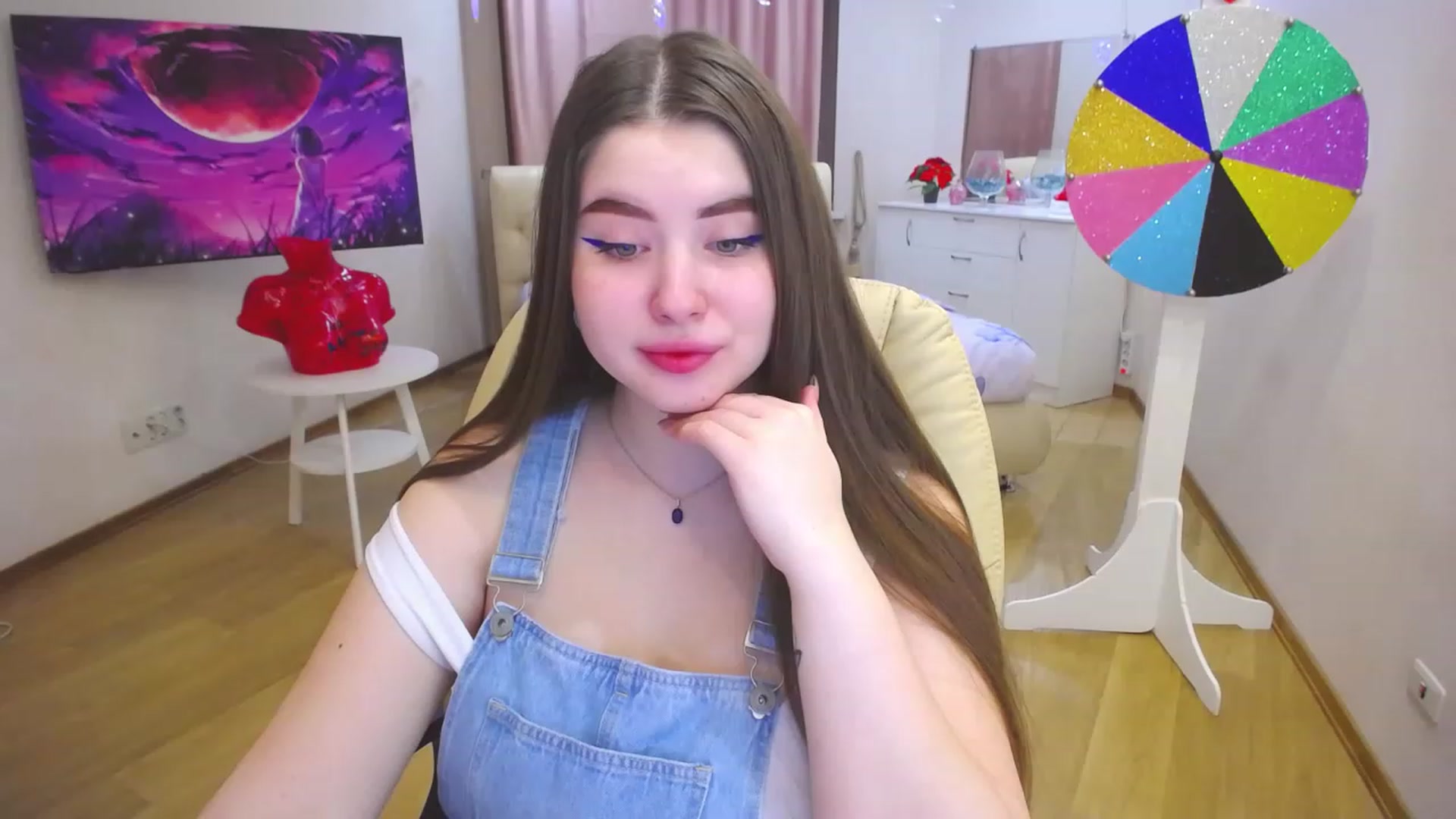 Gallery image thumbnail from AdmireMyEyes's myfreecams stream on, 02/20/2023, 04:01 image 10 of 20