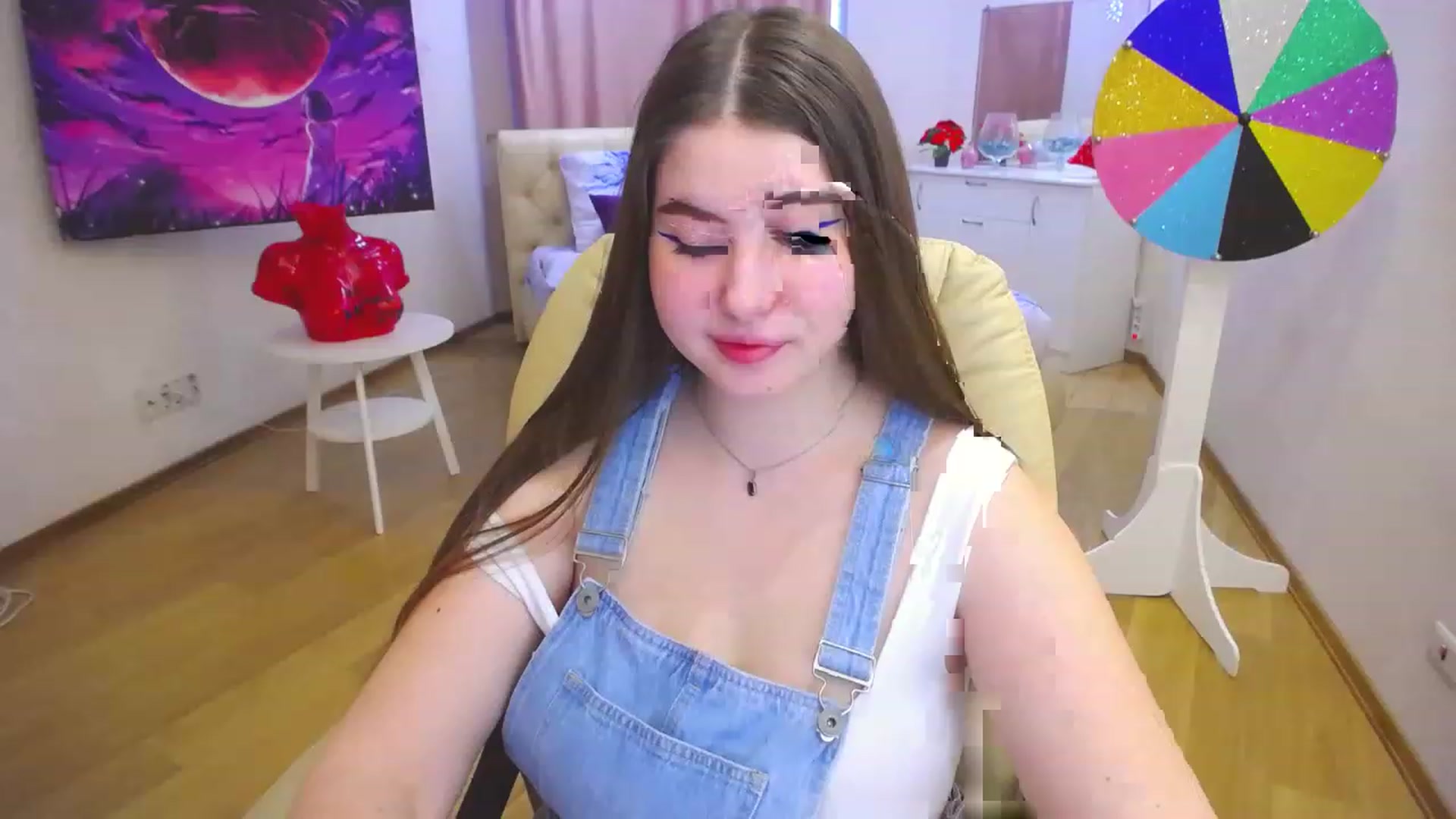 Gallery image thumbnail from AdmireMyEyes's myfreecams stream on, 02/20/2023, 07:04 image 17 of 20