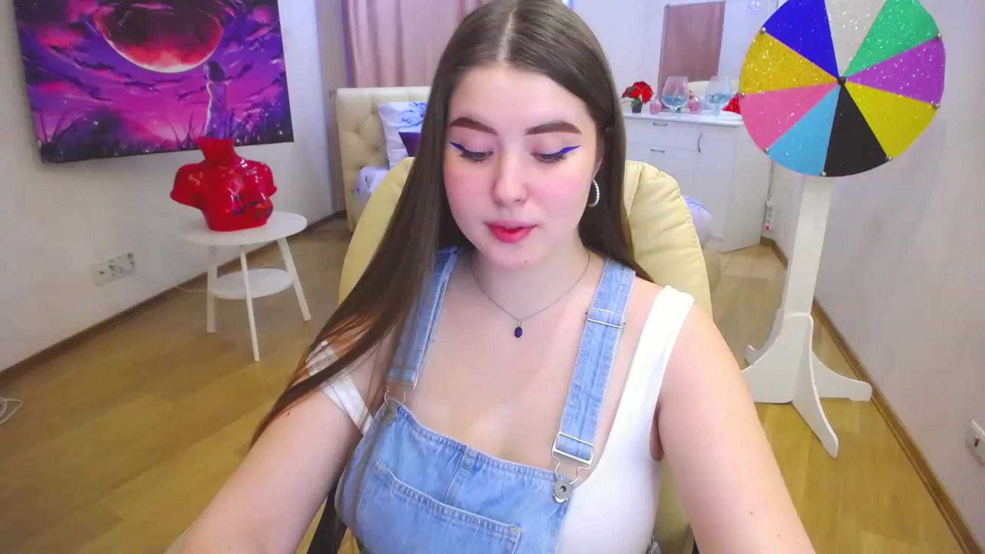 Gallery image thumbnail from AdmireMyEyes's myfreecams stream on, 02/20/2023, 07:04 image 8 of 20