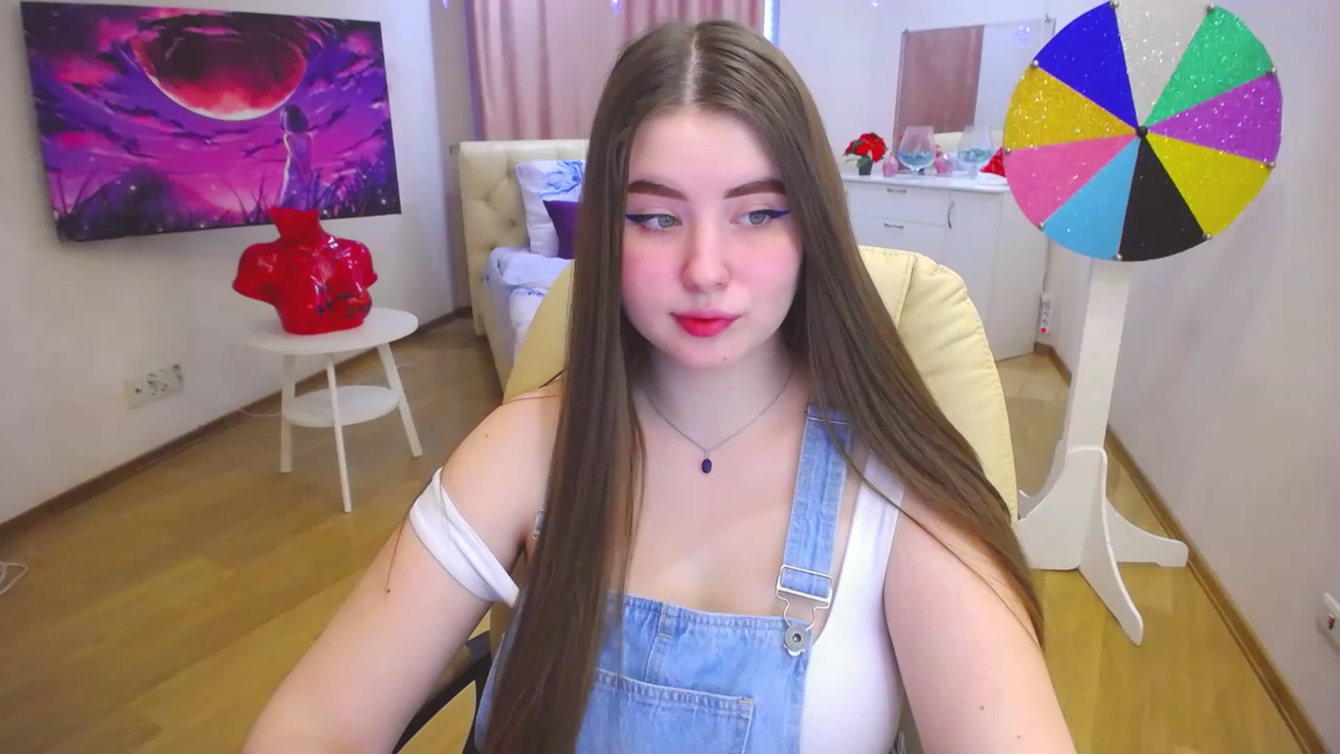 Gallery image thumbnail from AdmireMyEyes's myfreecams stream on, 02/20/2023, 07:04 image 4 of 20