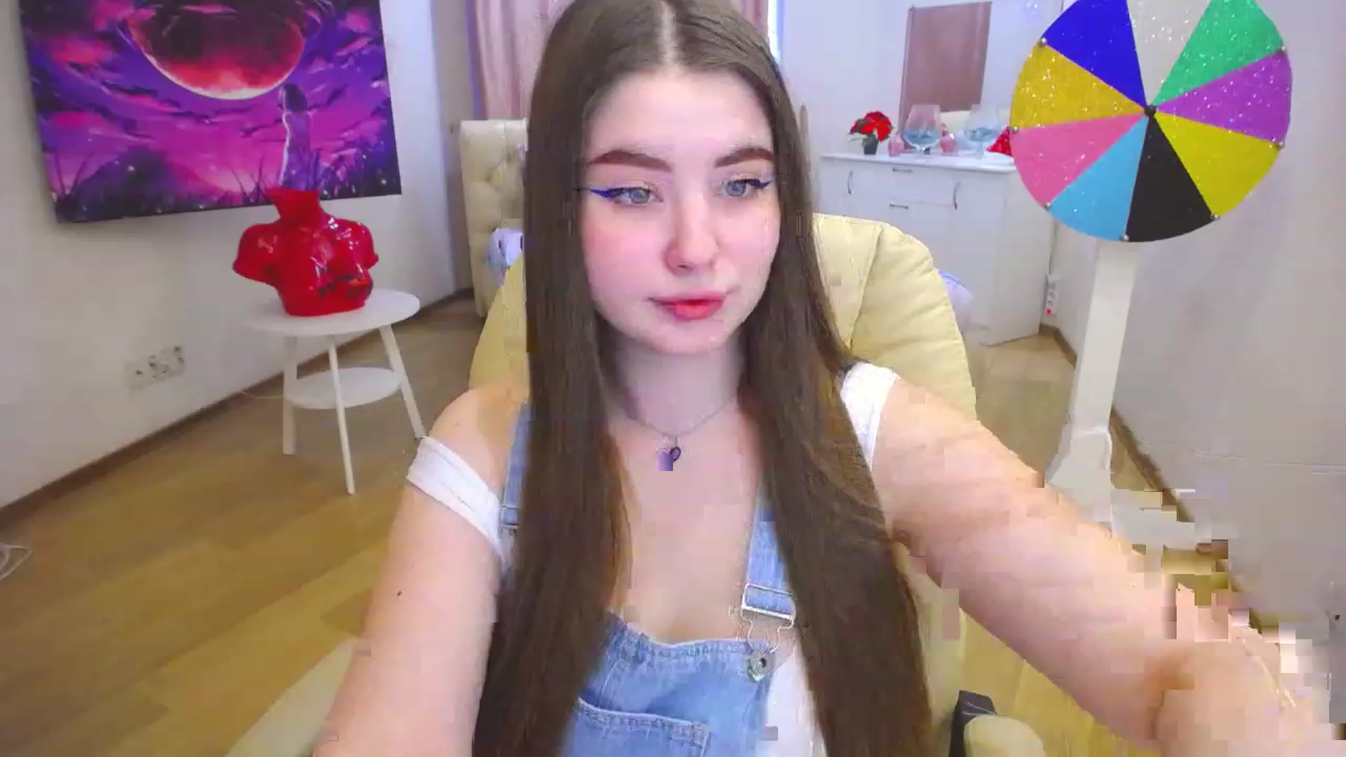 Gallery image thumbnail from AdmireMyEyes's myfreecams stream on, 02/20/2023, 07:04 image 19 of 20