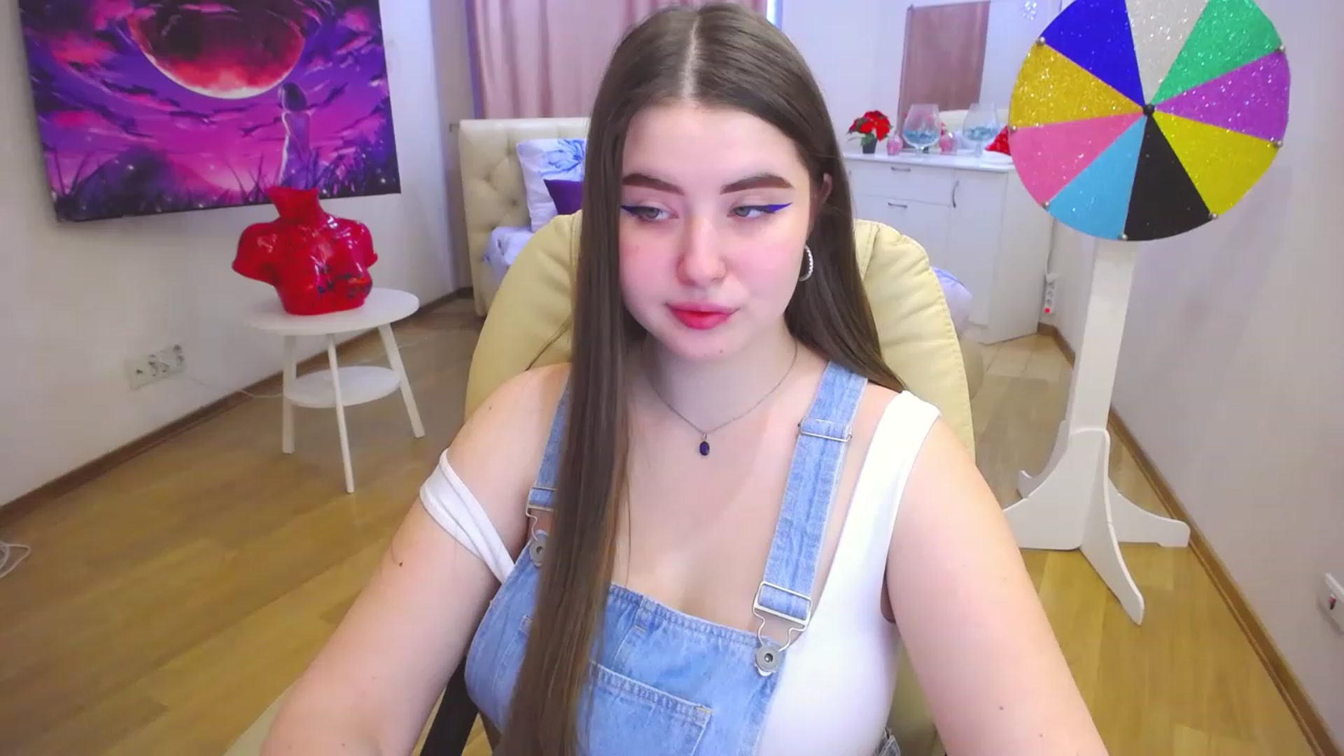 Gallery image thumbnail from AdmireMyEyes's myfreecams stream on, 02/20/2023, 07:04 image 11 of 20