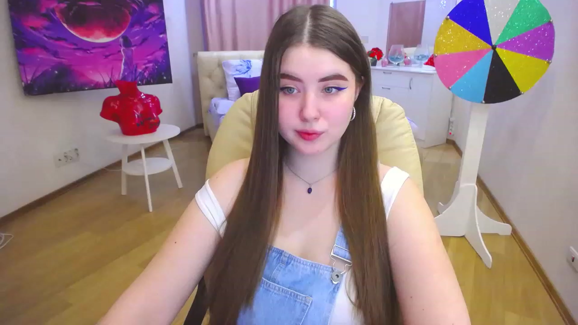 Gallery image thumbnail from AdmireMyEyes's myfreecams stream on, 02/20/2023, 07:22 image 1 of 20