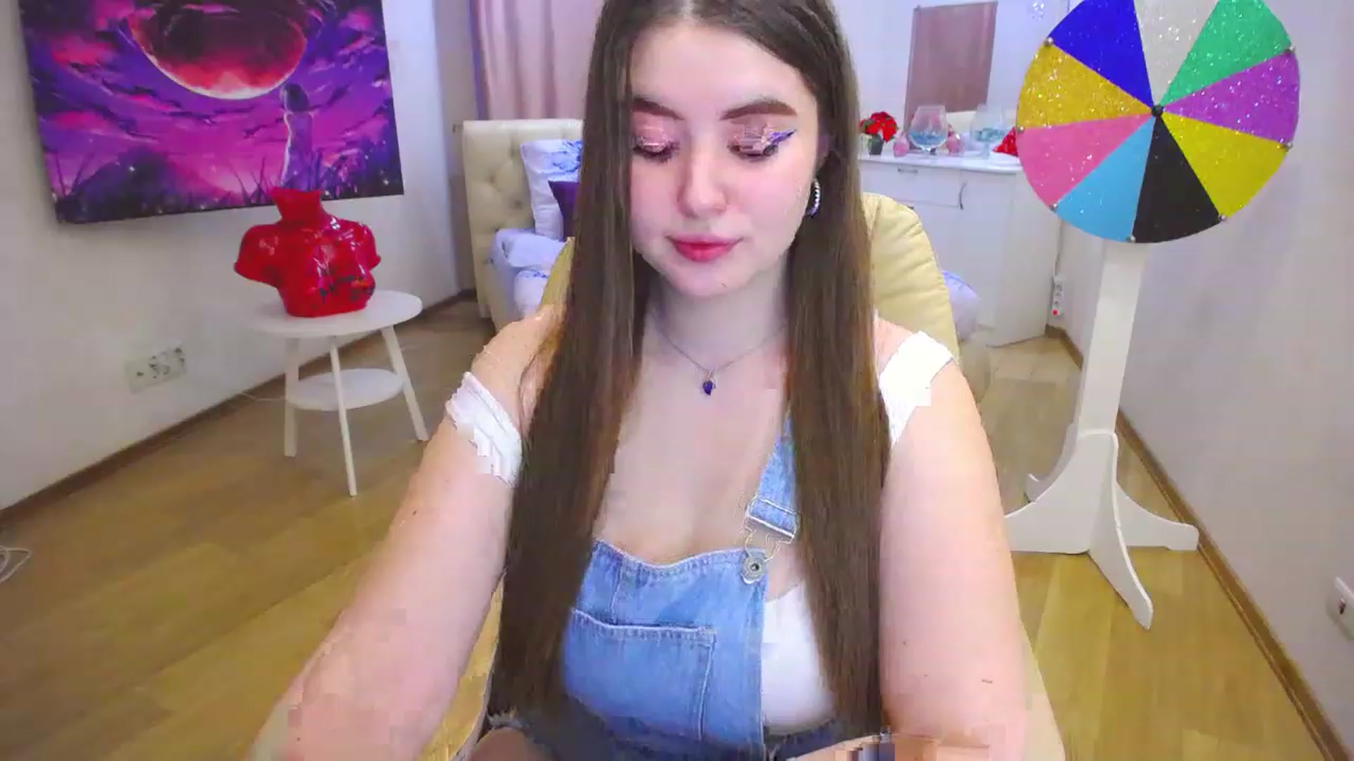 Gallery image thumbnail from AdmireMyEyes's myfreecams stream on, 02/20/2023, 07:22 image 3 of 20
