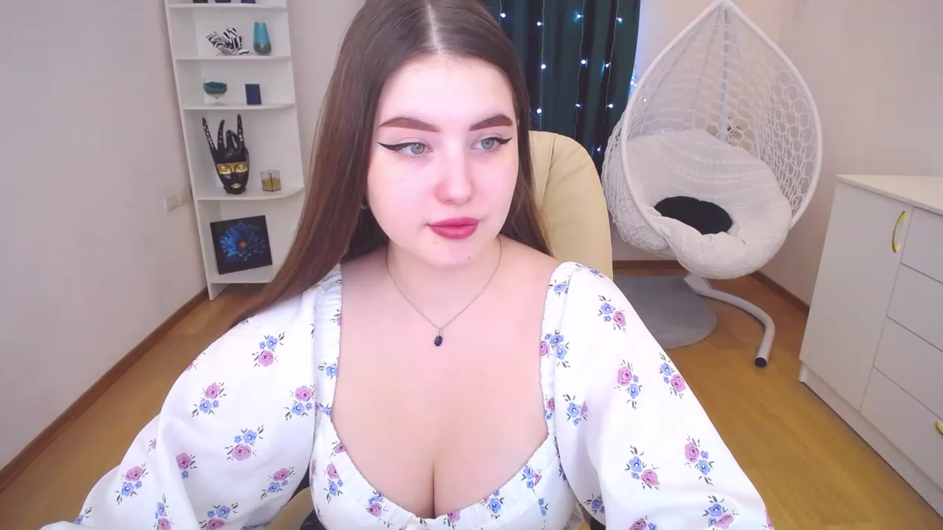 Gallery image thumbnail from AdmireMyEyes's myfreecams stream on, 02/23/2023, 09:52 image 3 of 20