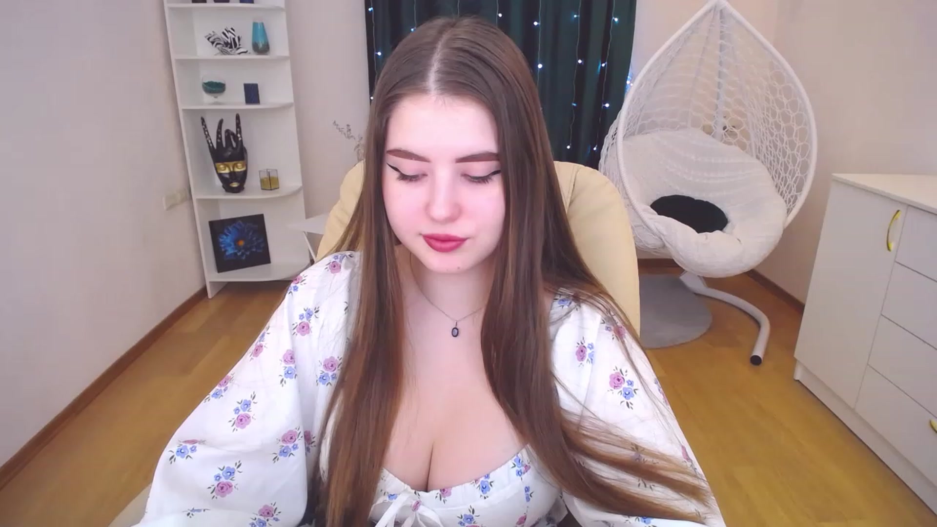 Gallery image thumbnail from AdmireMyEyes's myfreecams stream on, 02/23/2023, 09:52 image 10 of 20