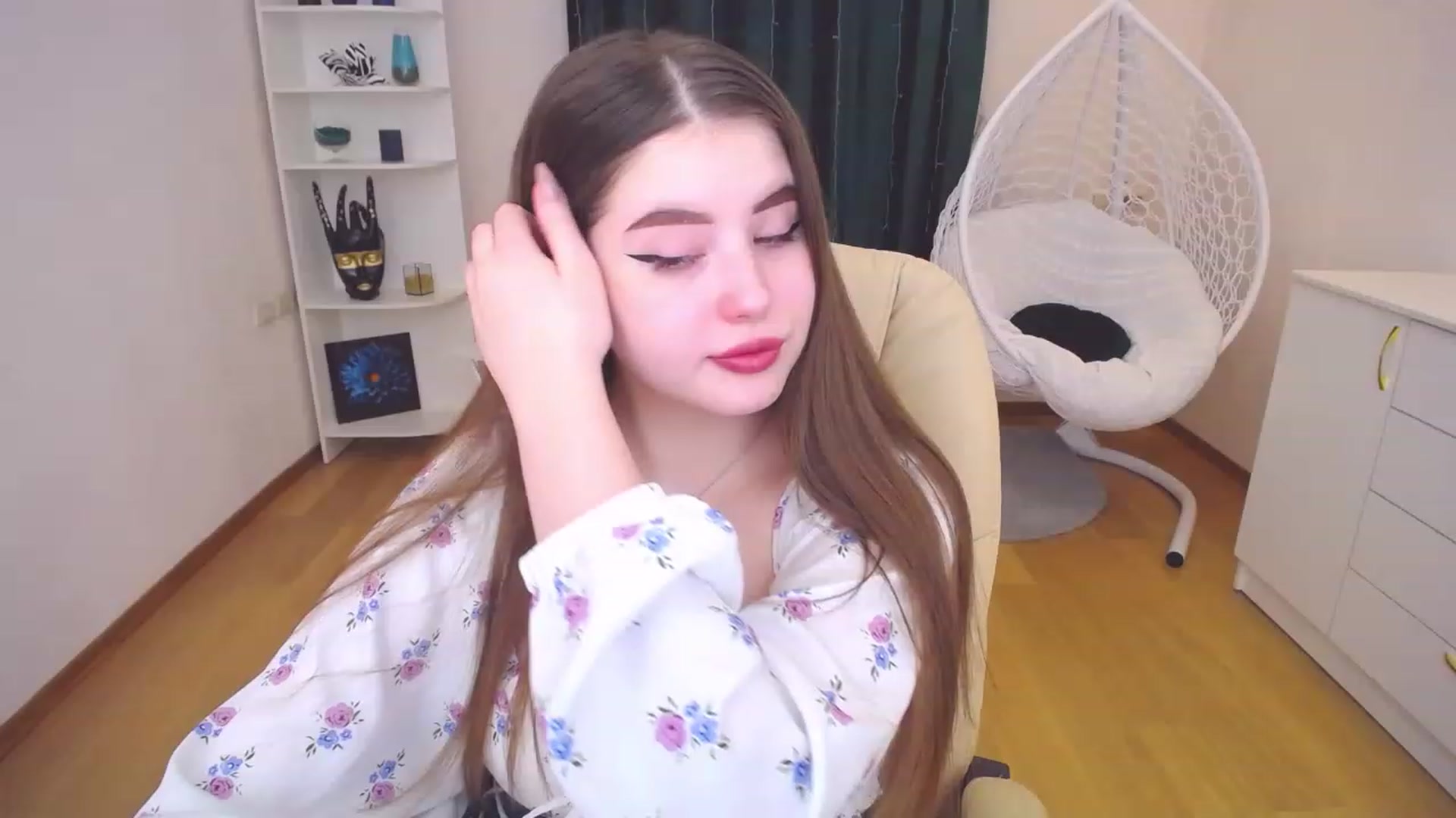 Gallery image thumbnail from AdmireMyEyes's myfreecams stream on, 02/23/2023, 09:52 image 18 of 20