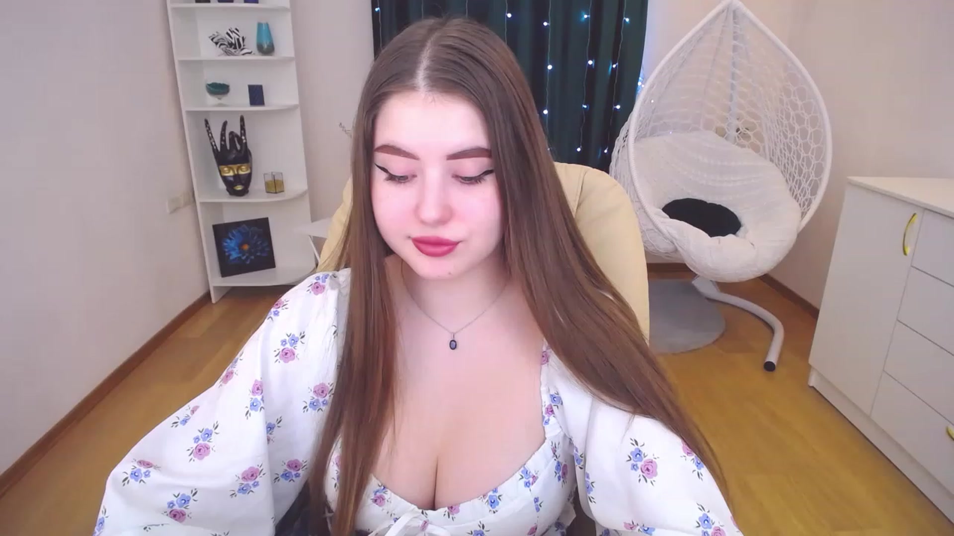Gallery image thumbnail from AdmireMyEyes's myfreecams stream on, 02/23/2023, 09:52 image 11 of 20