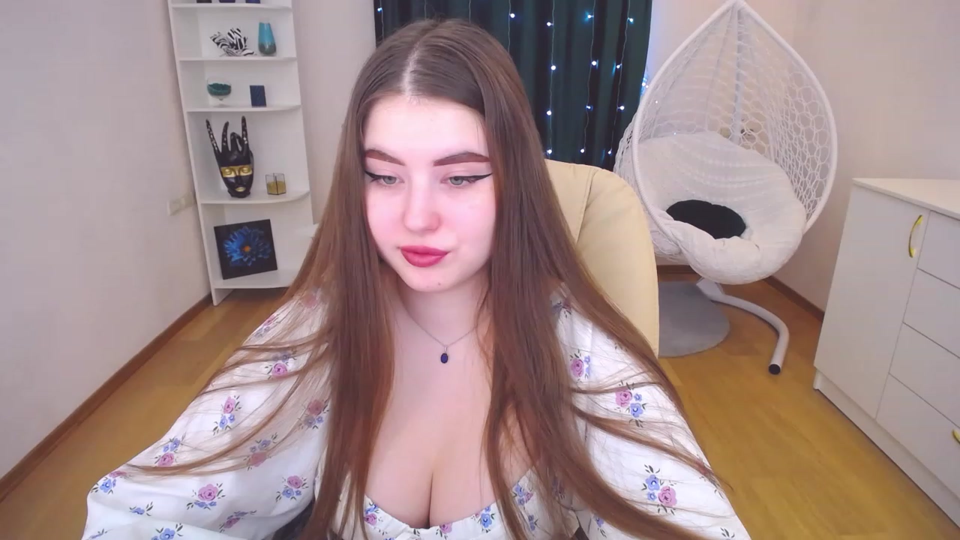 Gallery image thumbnail from AdmireMyEyes's myfreecams stream on, 02/23/2023, 09:52 image 17 of 20