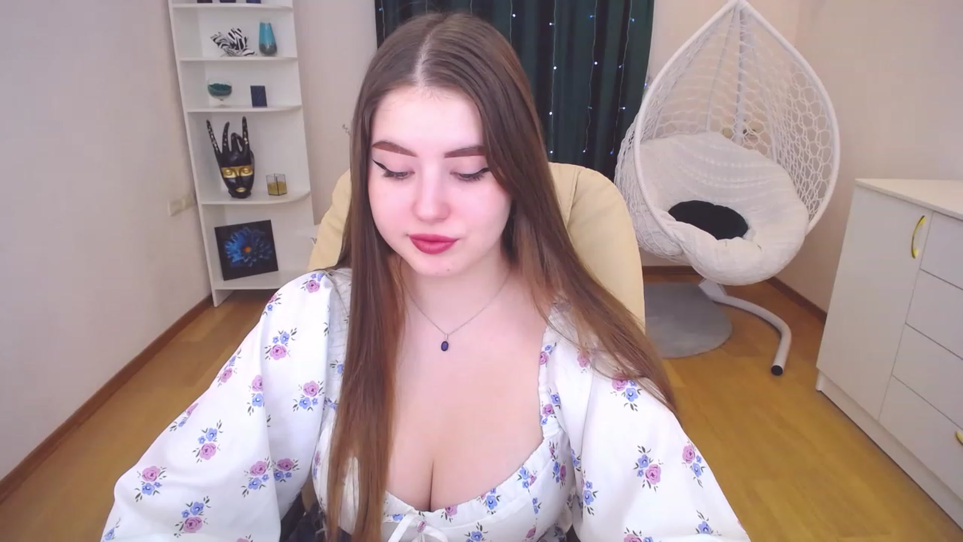 Gallery image thumbnail from AdmireMyEyes's myfreecams stream on, 02/23/2023, 09:52 image 5 of 20