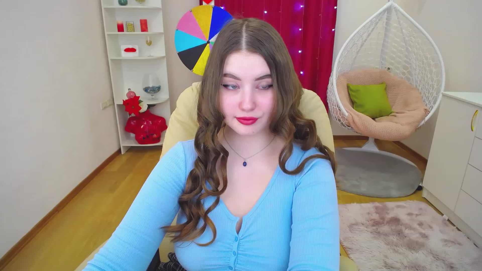Gallery image thumbnail from AdmireMyEyes's myfreecams stream on, 03/05/2023, 12:33 image 10 of 20