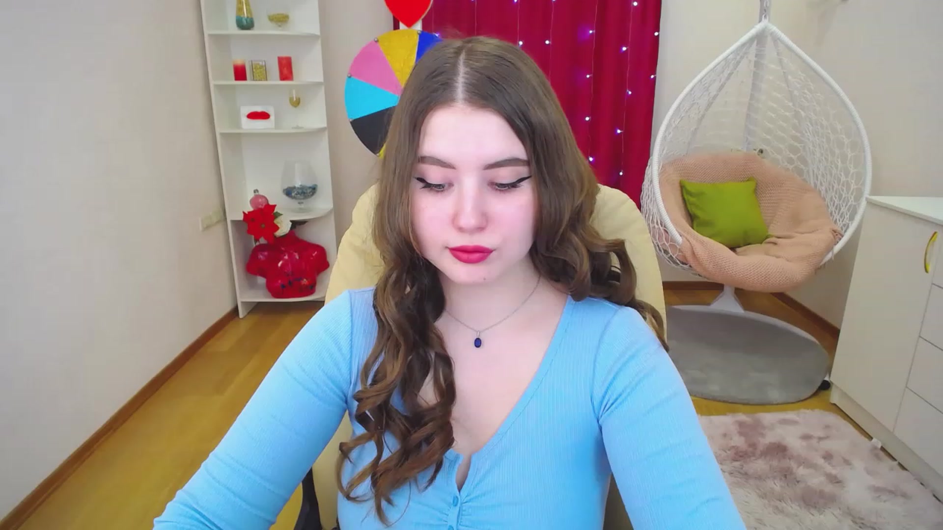 Gallery image thumbnail from AdmireMyEyes's myfreecams stream on, 03/05/2023, 12:33 image 3 of 20