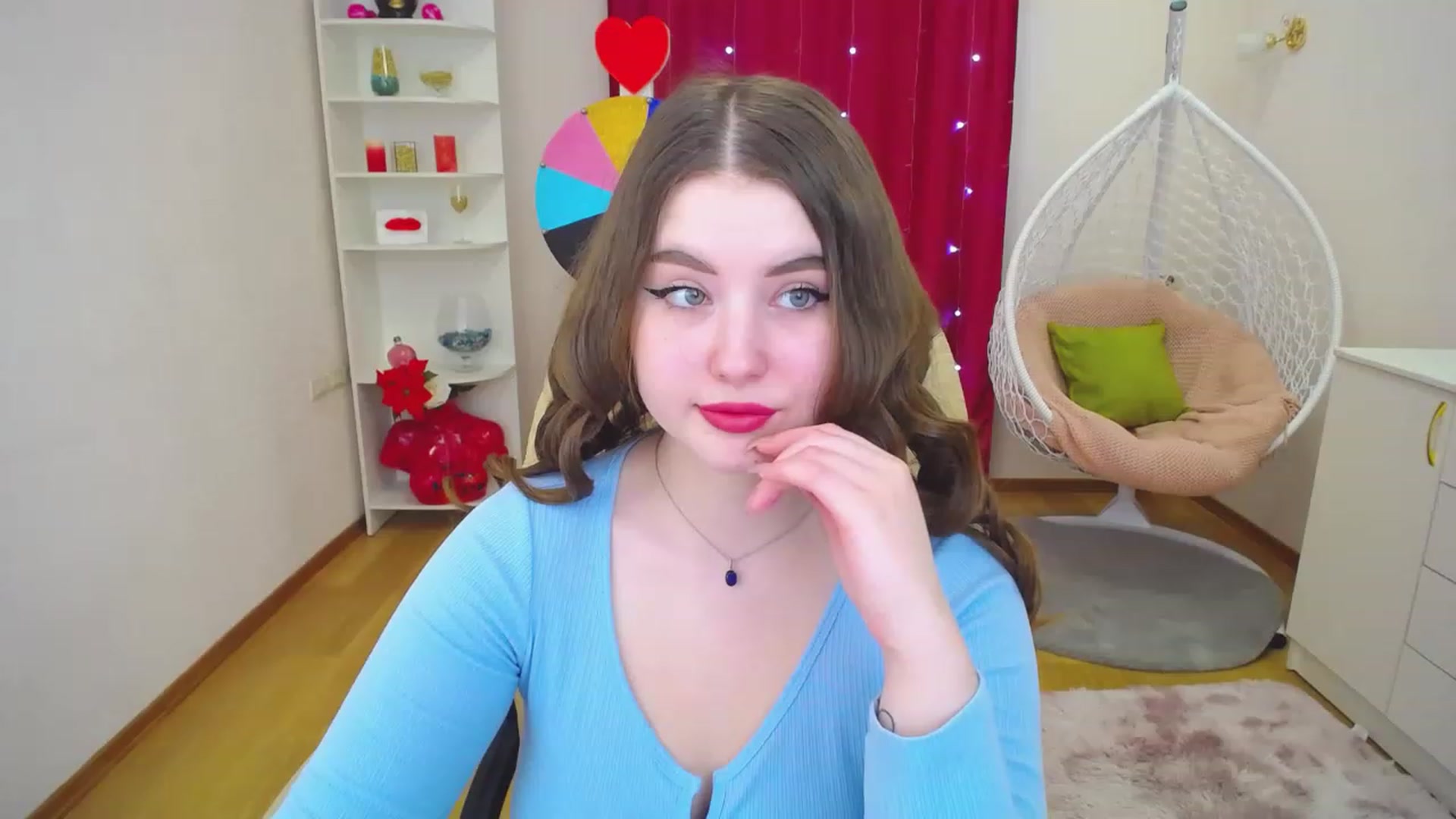 Gallery image thumbnail from AdmireMyEyes's myfreecams stream on, 03/05/2023, 12:33 image 7 of 20