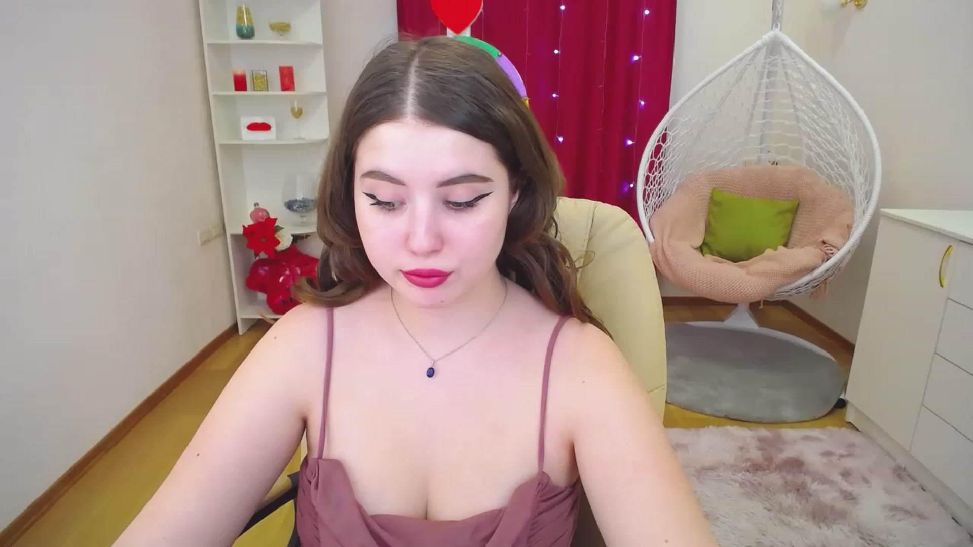 Gallery image thumbnail from AdmireMyEyes's myfreecams stream on, 03/05/2023, 15:53 image 5 of 20