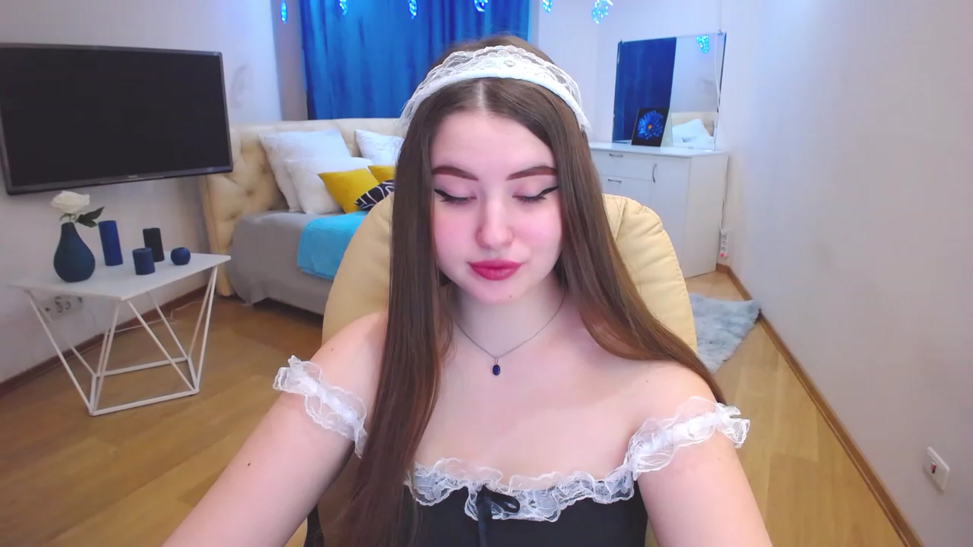 Gallery image thumbnail from AdmireMyEyes's myfreecams stream on, 03/07/2023, 06:48 image 10 of 20
