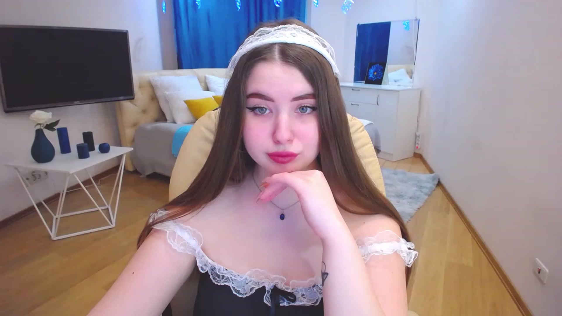 Gallery image thumbnail from AdmireMyEyes's myfreecams stream on, 03/07/2023, 06:48 image 6 of 20
