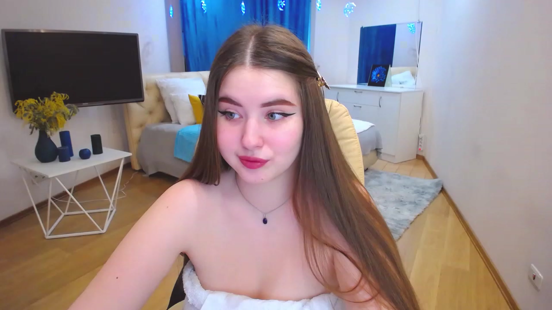 Gallery image thumbnail from AdmireMyEyes's myfreecams stream on, 03/13/2023, 07:46 image 14 of 20