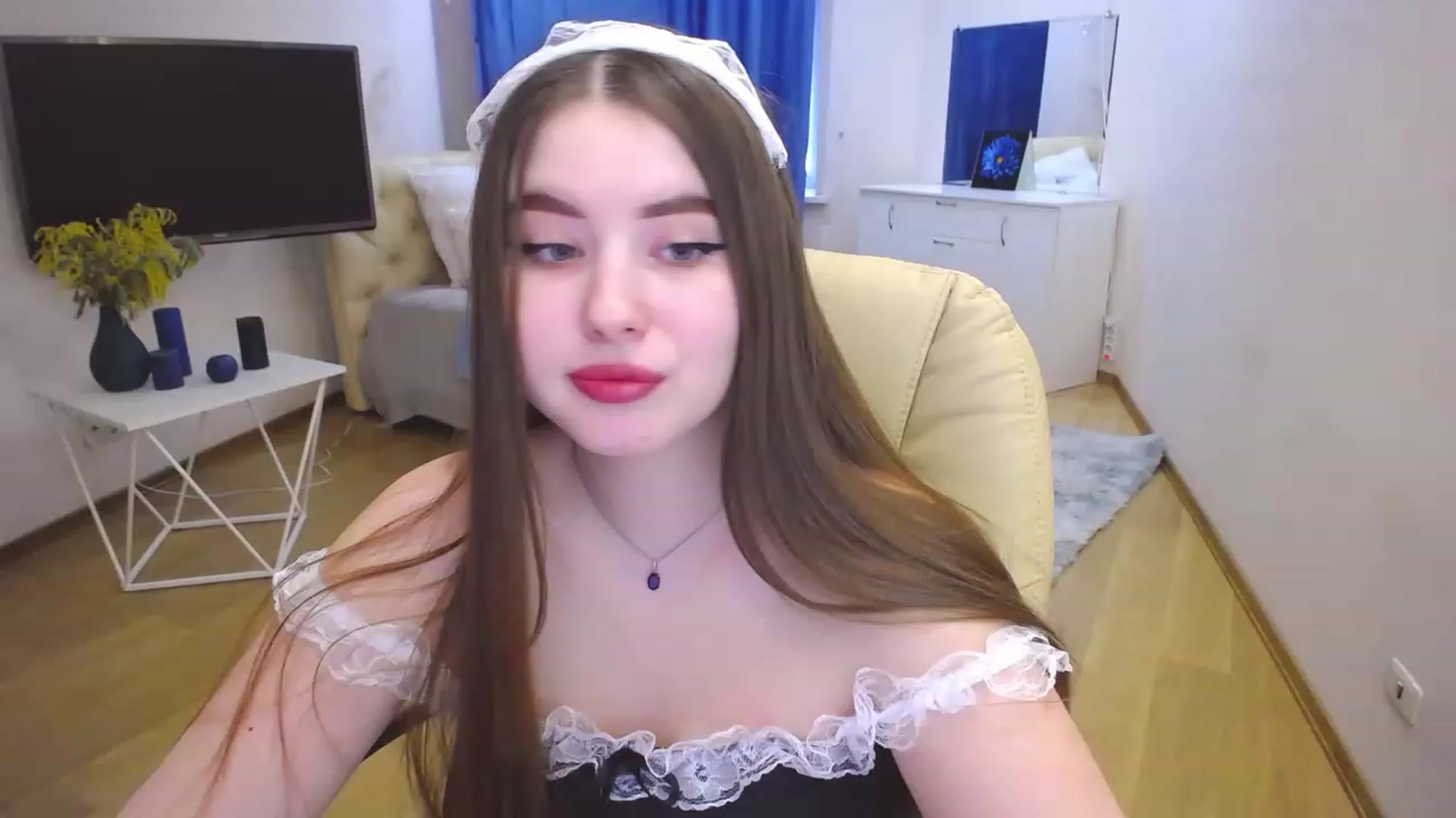 Gallery image thumbnail from AdmireMyEyes's myfreecams stream on, 03/13/2023, 08:42 image 6 of 20