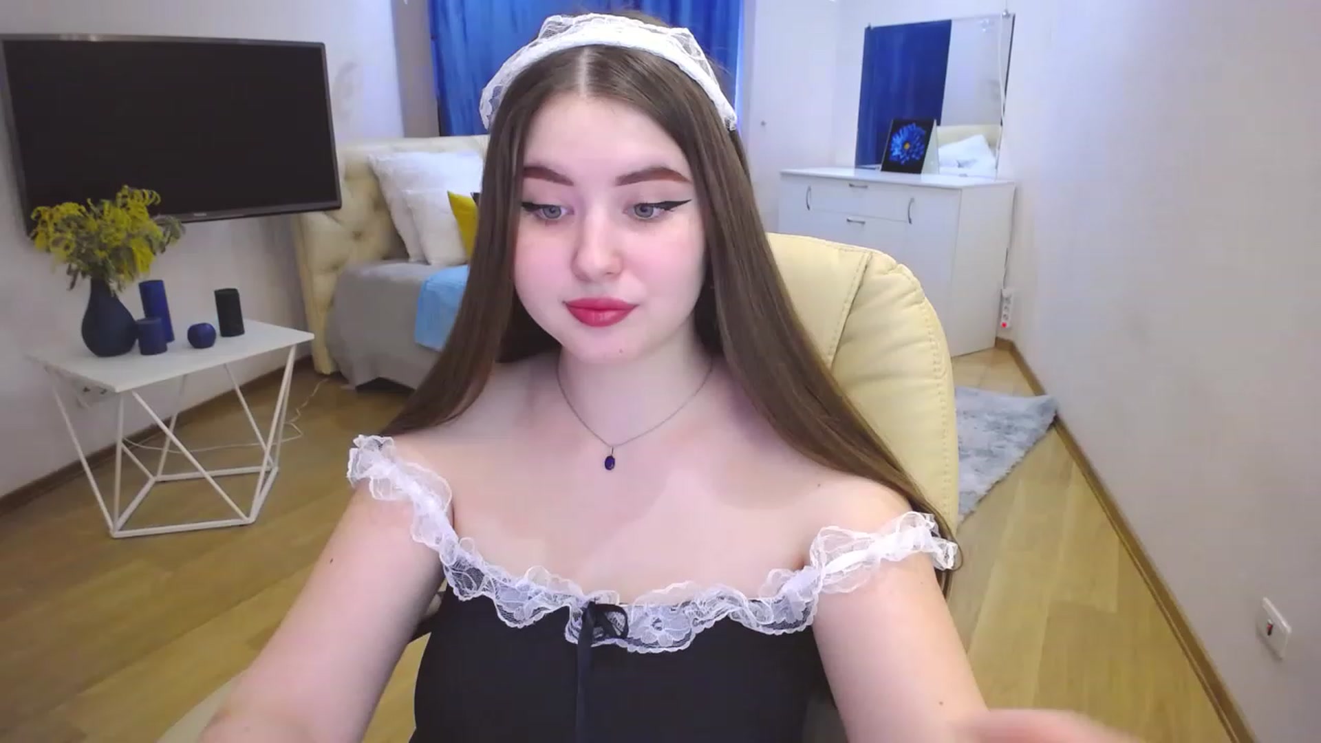 Gallery image thumbnail from AdmireMyEyes's myfreecams stream on, 03/13/2023, 08:42 image 3 of 20