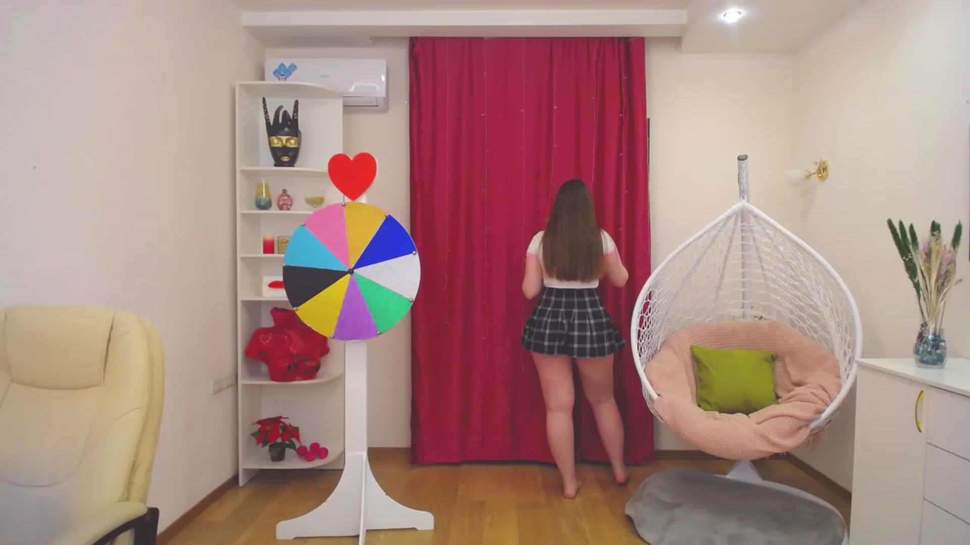Gallery image thumbnail from AdmireMyEyes's myfreecams stream on, 03/14/2023, 05:46 image 14 of 20