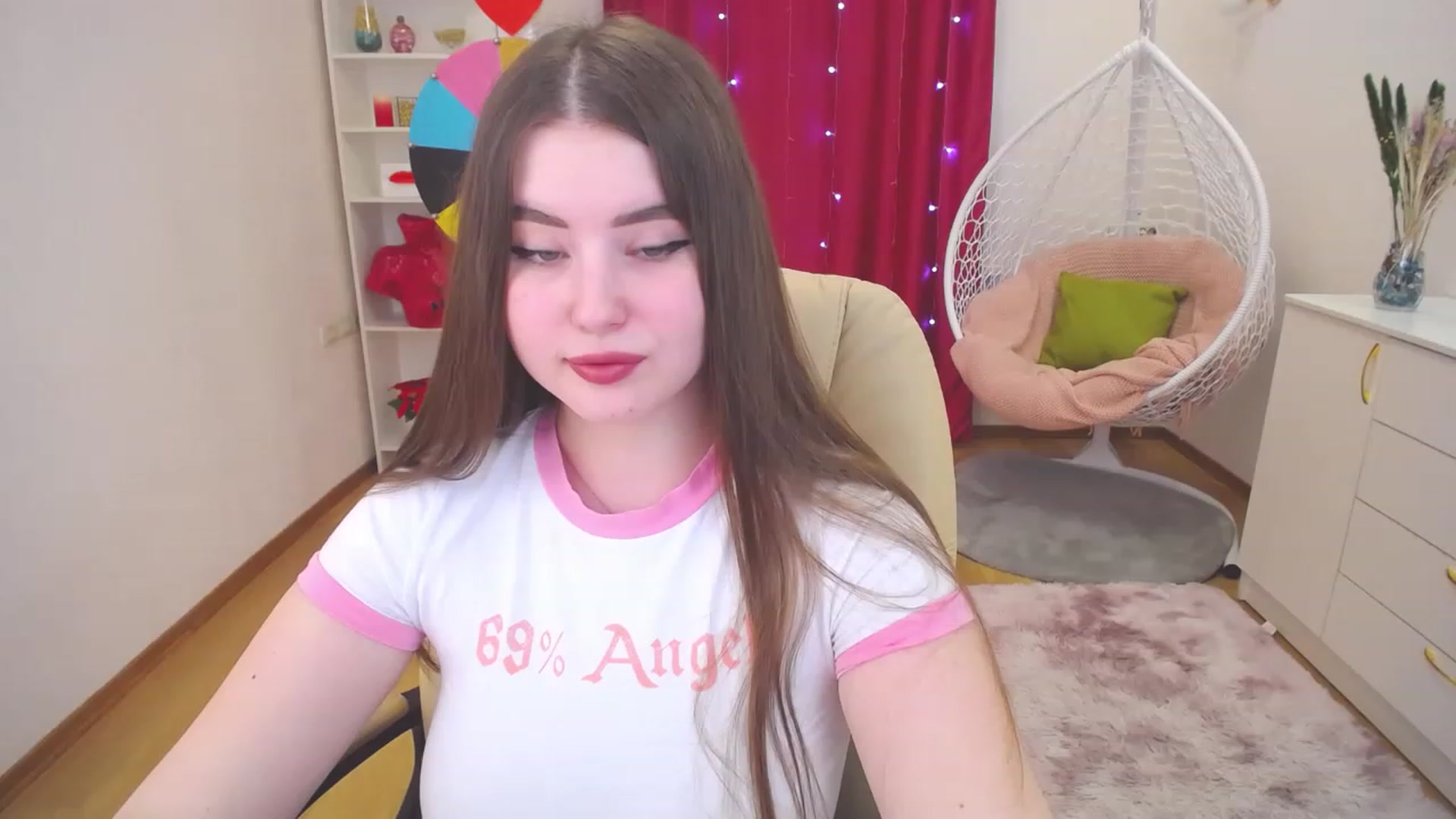 Gallery image thumbnail from AdmireMyEyes's myfreecams stream on, 03/14/2023, 05:46 image 16 of 20