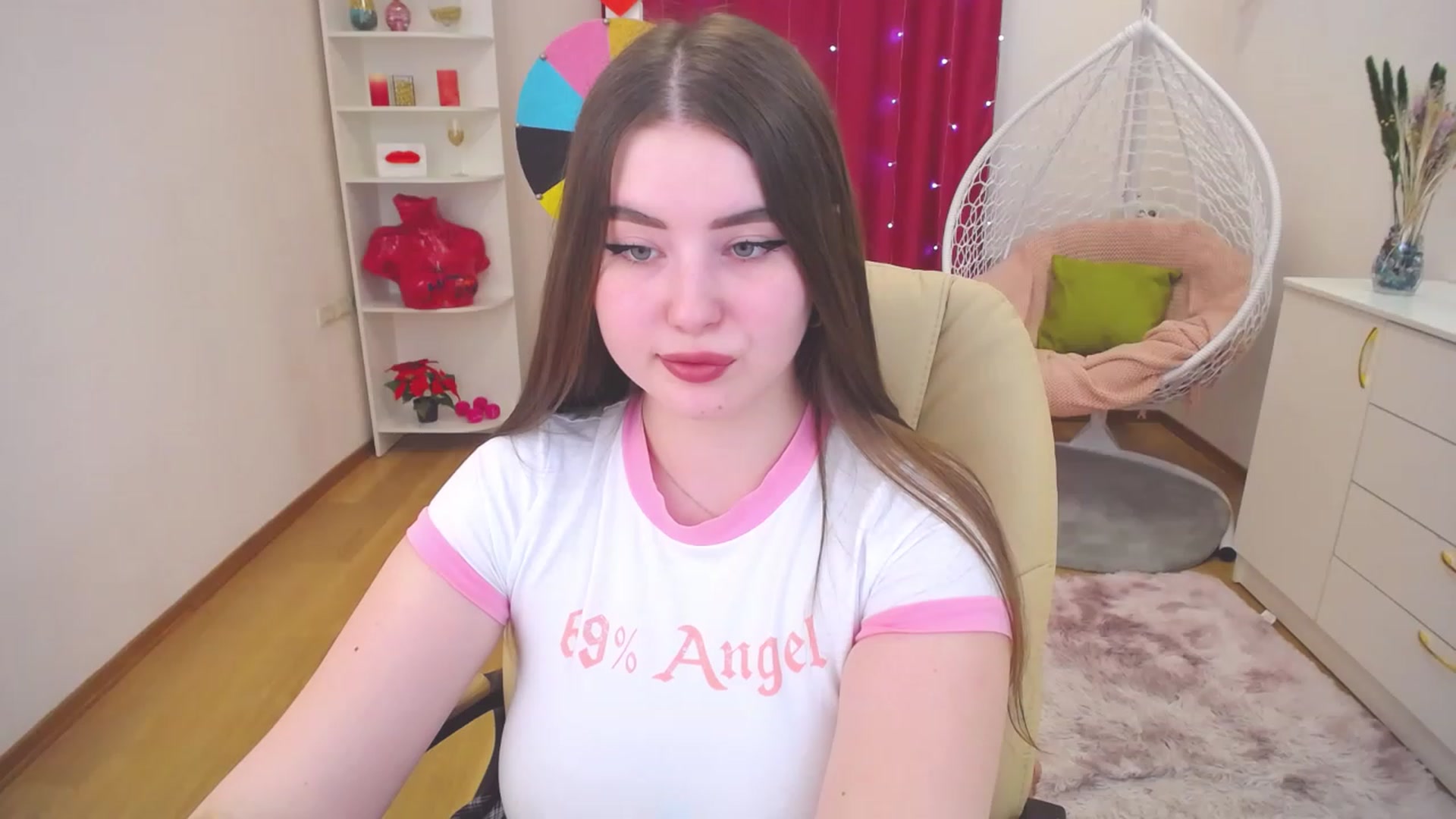 Gallery image thumbnail from AdmireMyEyes's myfreecams stream on, 03/14/2023, 05:46 image 7 of 20