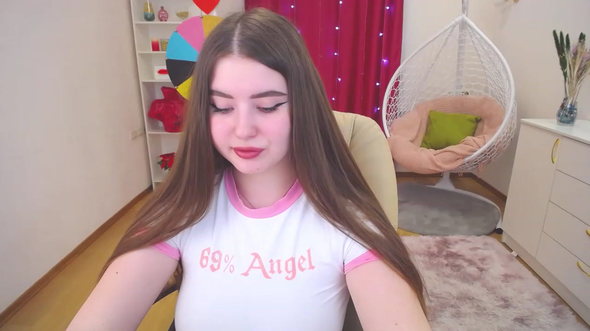 Gallery image thumbnail from AdmireMyEyes's myfreecams stream on, 03/14/2023, 05:46 image 19 of 20