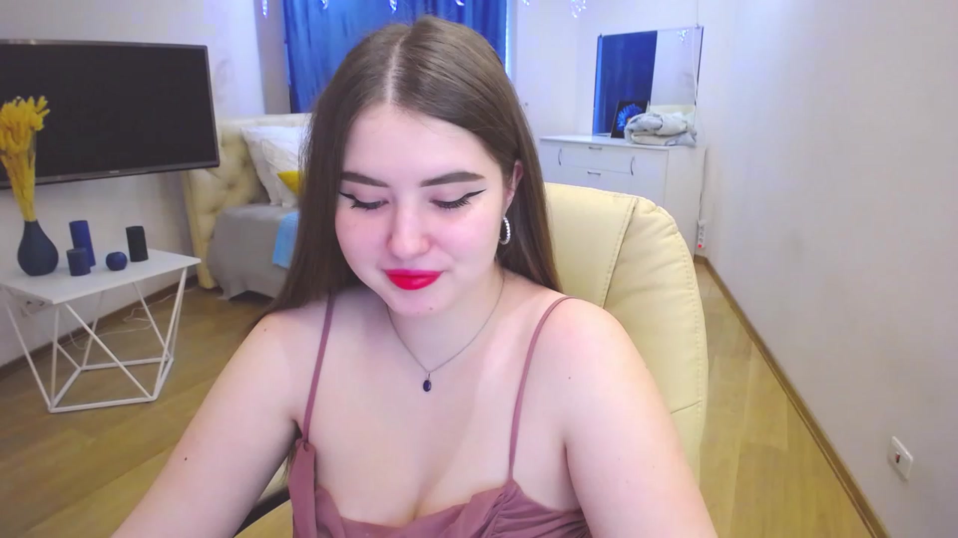 Gallery image thumbnail from AdmireMyEyes's myfreecams stream on, 03/16/2023, 09:12 image 2 of 20
