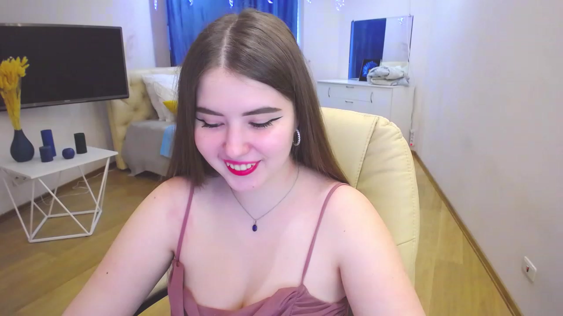 Gallery image thumbnail from AdmireMyEyes's myfreecams stream on, 03/16/2023, 09:12 image 16 of 20