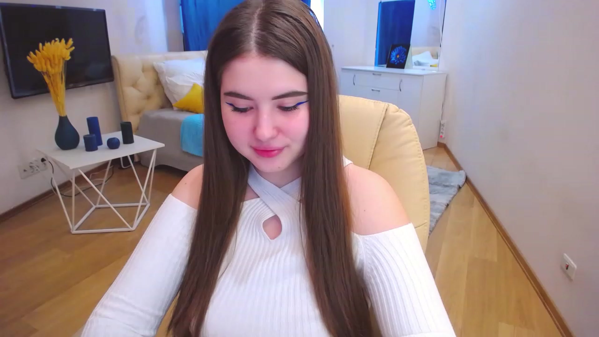 Gallery image thumbnail from AdmireMyEyes's myfreecams stream on, 03/17/2023, 09:48 image 4 of 20