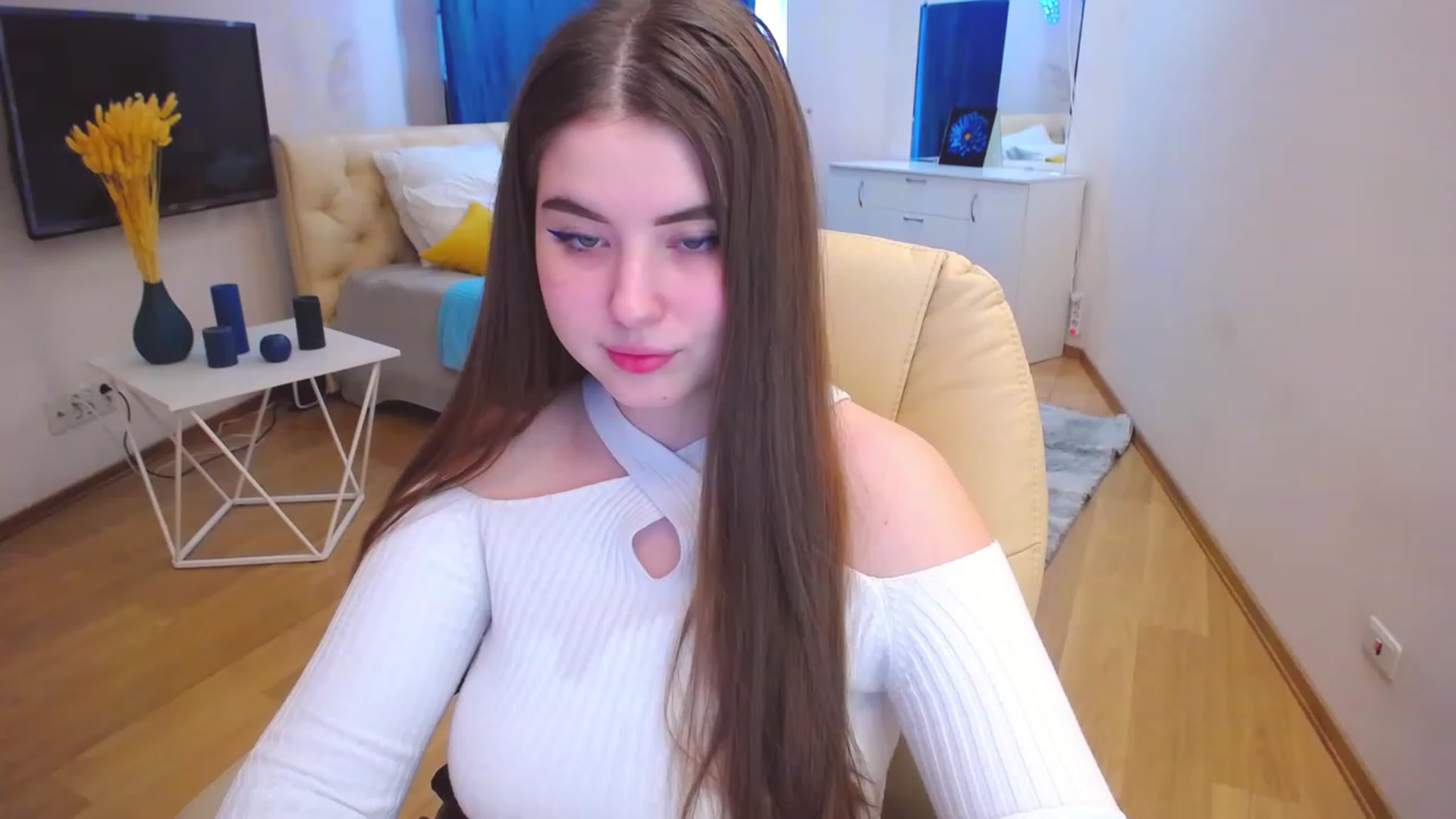 Gallery image thumbnail from AdmireMyEyes's myfreecams stream on, 03/17/2023, 09:48 image 9 of 20
