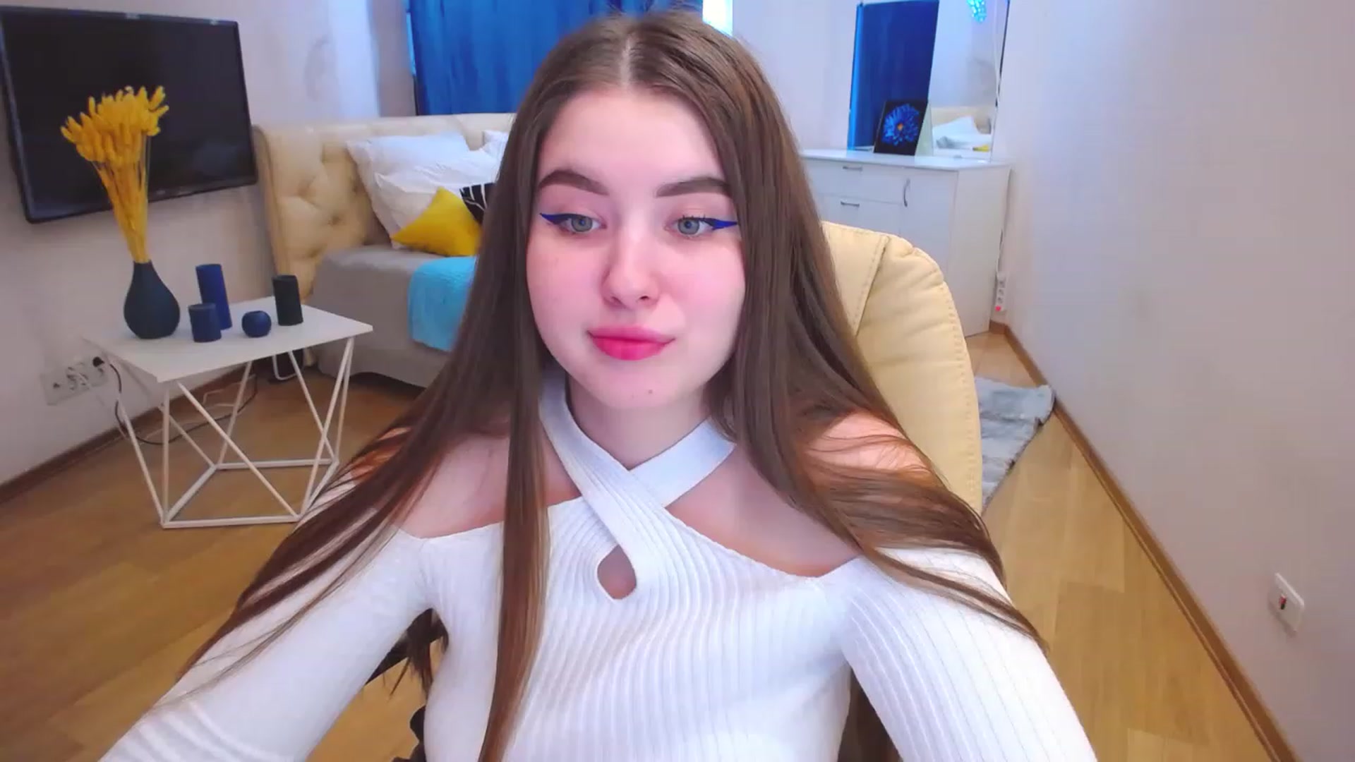 Gallery image thumbnail from AdmireMyEyes's myfreecams stream on, 03/17/2023, 09:48 image 19 of 20