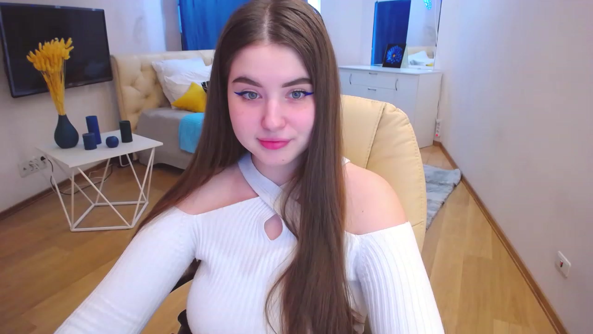 Gallery image thumbnail from AdmireMyEyes's myfreecams stream on, 03/17/2023, 09:48 image 7 of 20