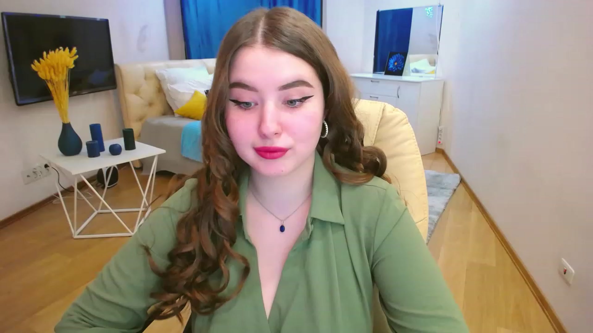 Gallery image thumbnail from AdmireMyEyes's myfreecams stream on, 03/19/2023, 19:46 image 1 of 20