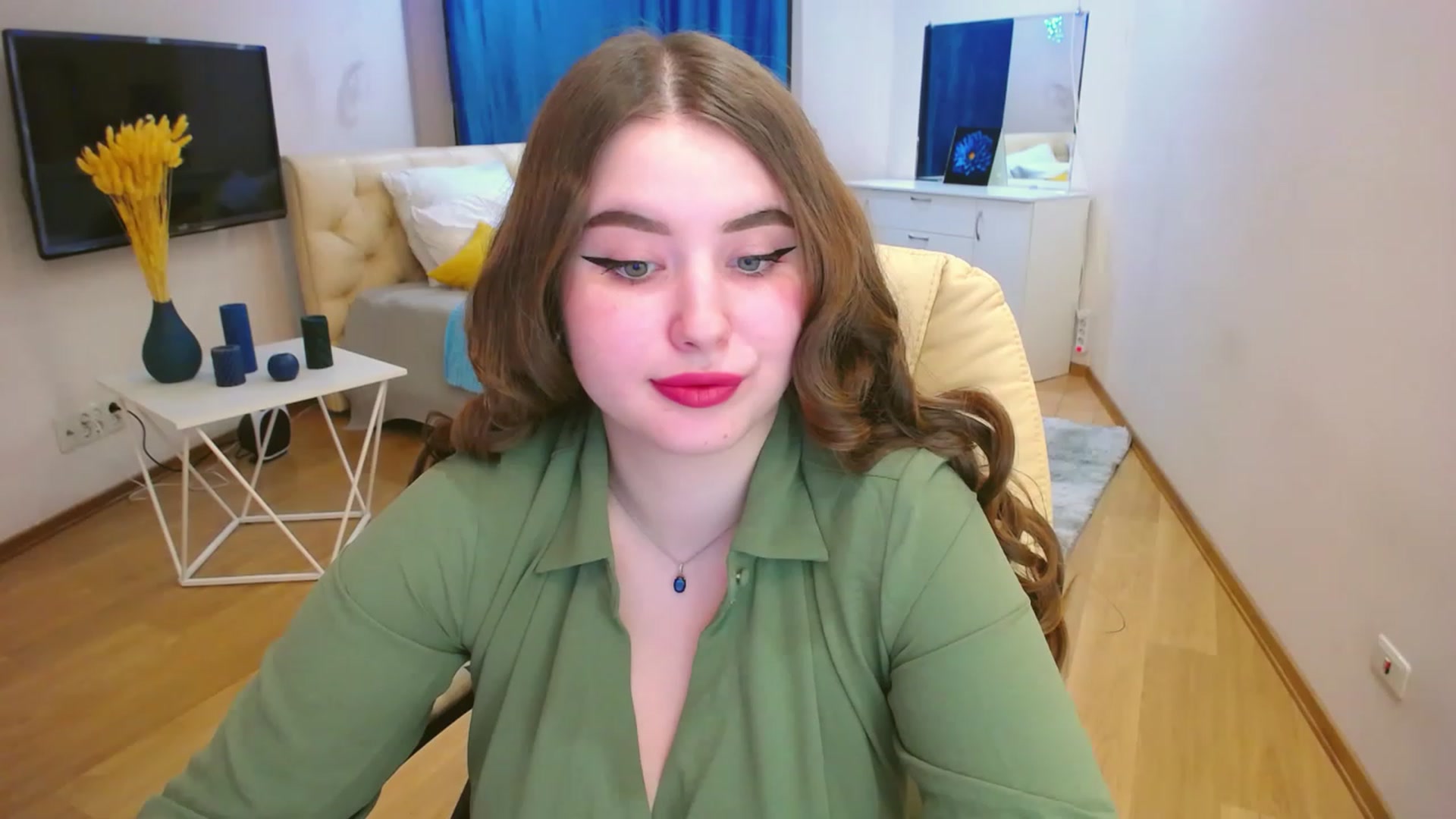 Gallery image thumbnail from AdmireMyEyes's myfreecams stream on, 03/19/2023, 19:46 image 6 of 20