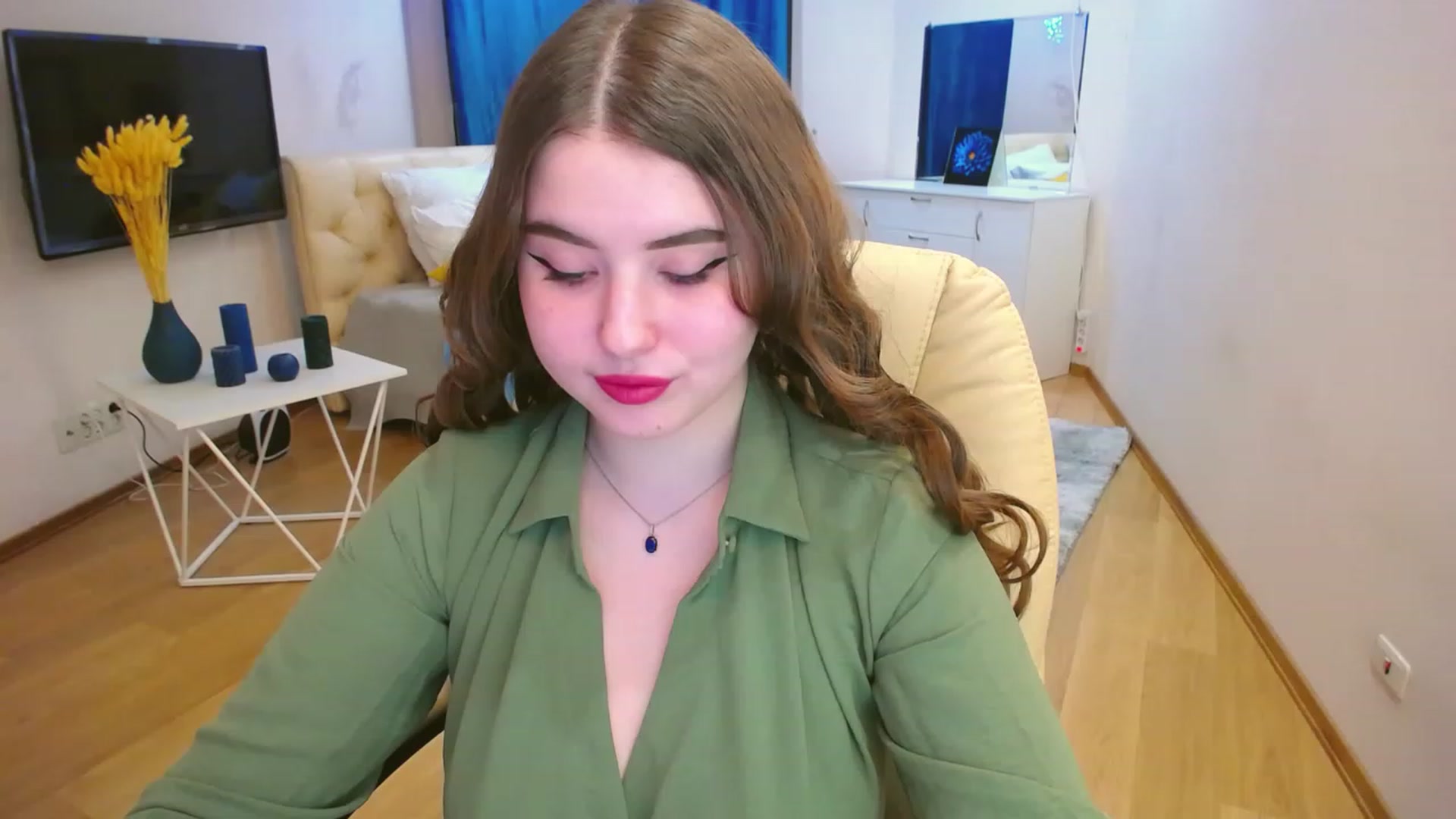 Gallery image thumbnail from AdmireMyEyes's myfreecams stream on, 03/19/2023, 19:46 image 17 of 20
