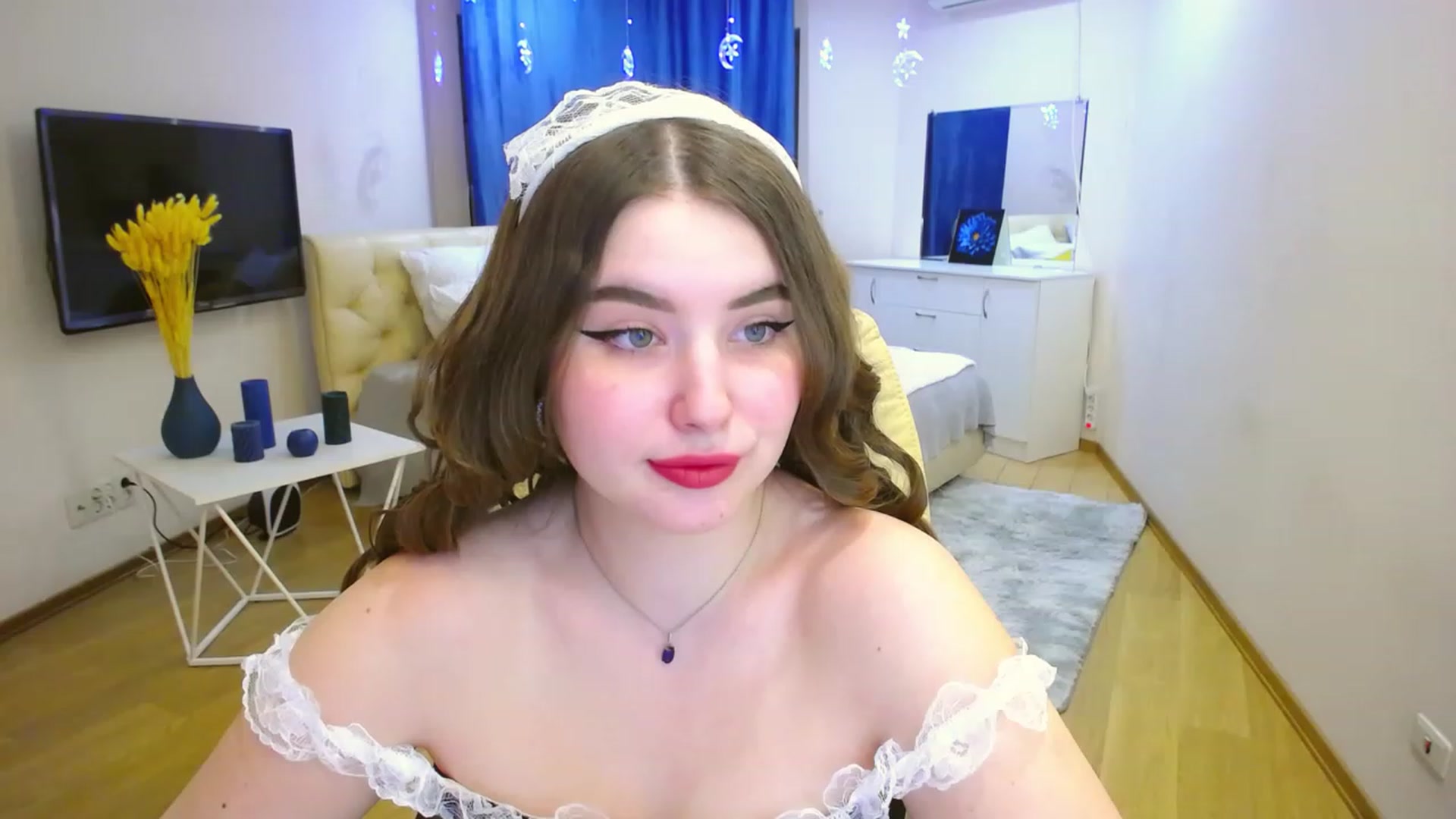 Gallery image thumbnail from AdmireMyEyes's myfreecams stream on, 03/19/2023, 21:46 image 13 of 20