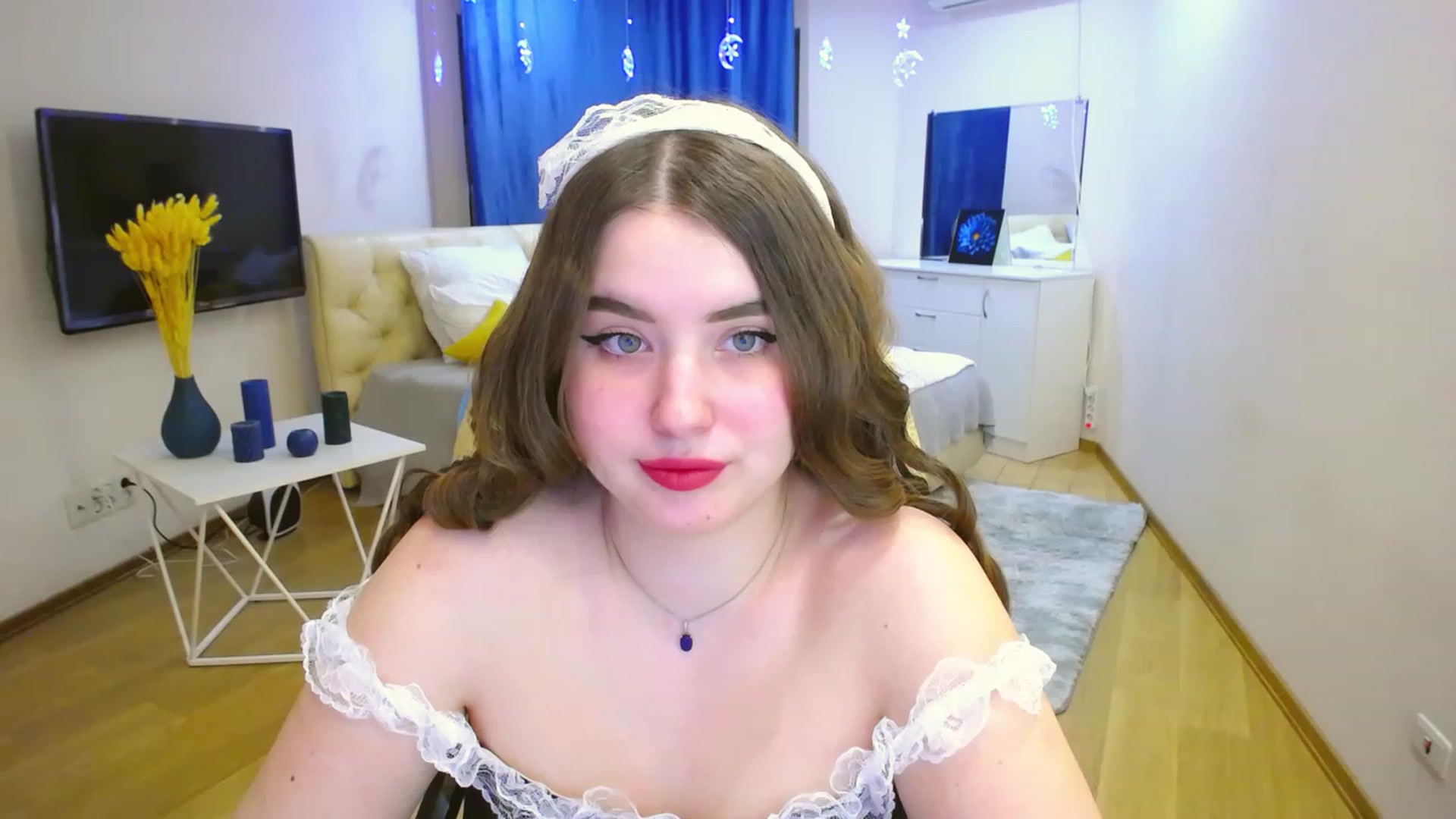 Gallery image thumbnail from AdmireMyEyes's myfreecams stream on, 03/19/2023, 21:46 image 17 of 20